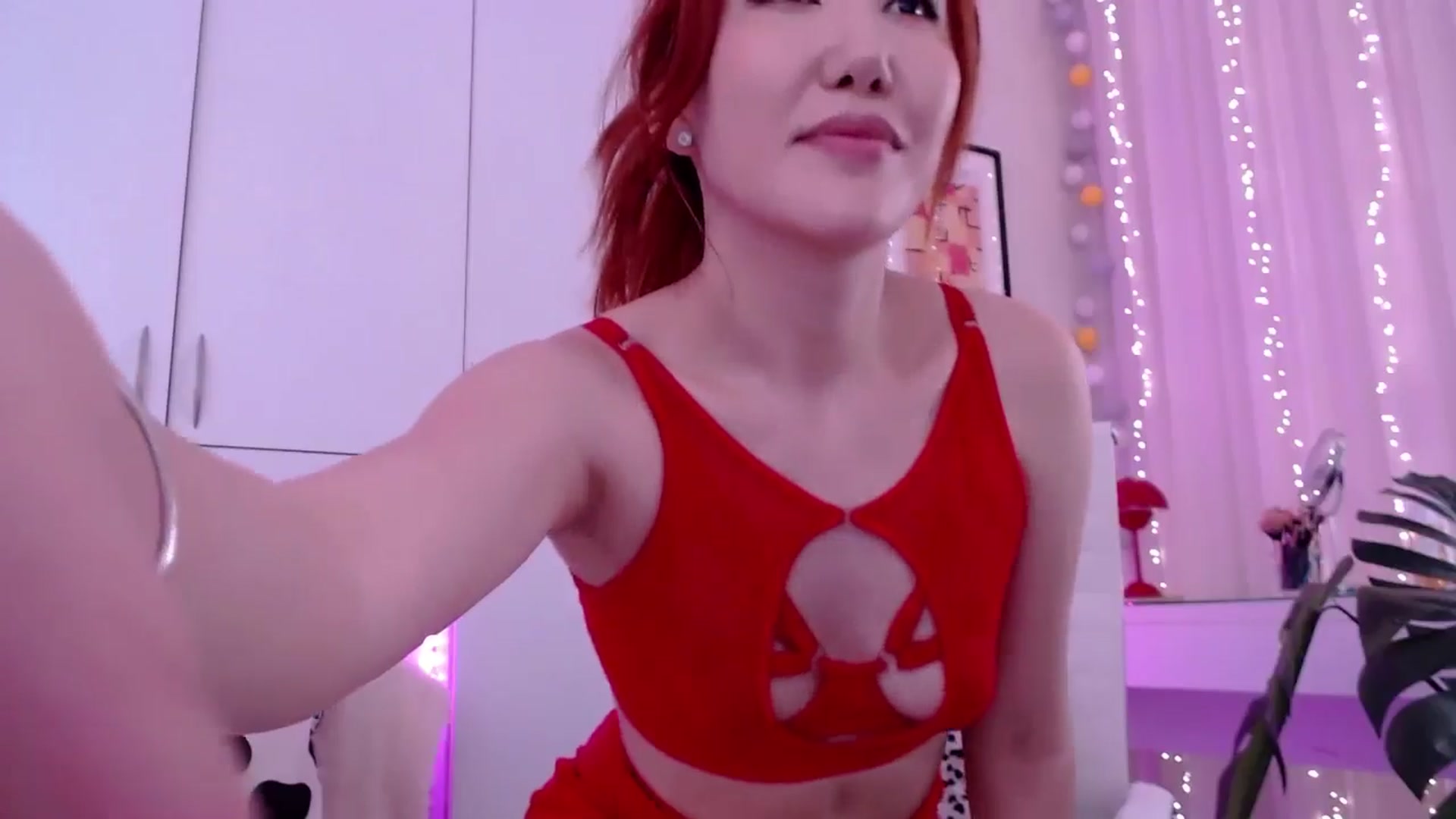 Gallery image thumbnail from Alice_Queen's myfreecams stream on, 05/27/2024, 09:59 image 16 of 20