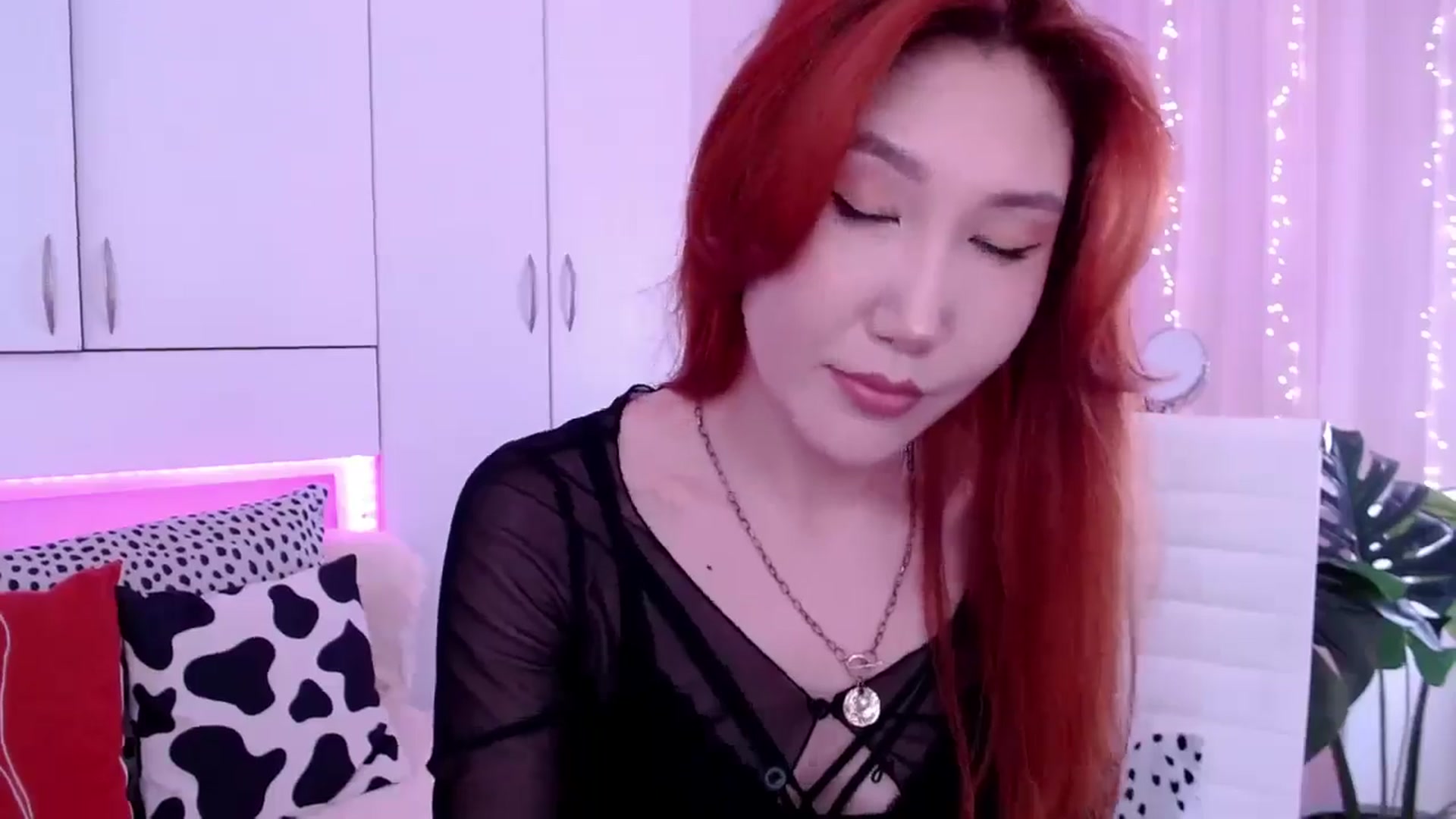 Gallery image thumbnail from Alice_Queen's myfreecams stream on, 06/06/2024, 08:32 image 17 of 20