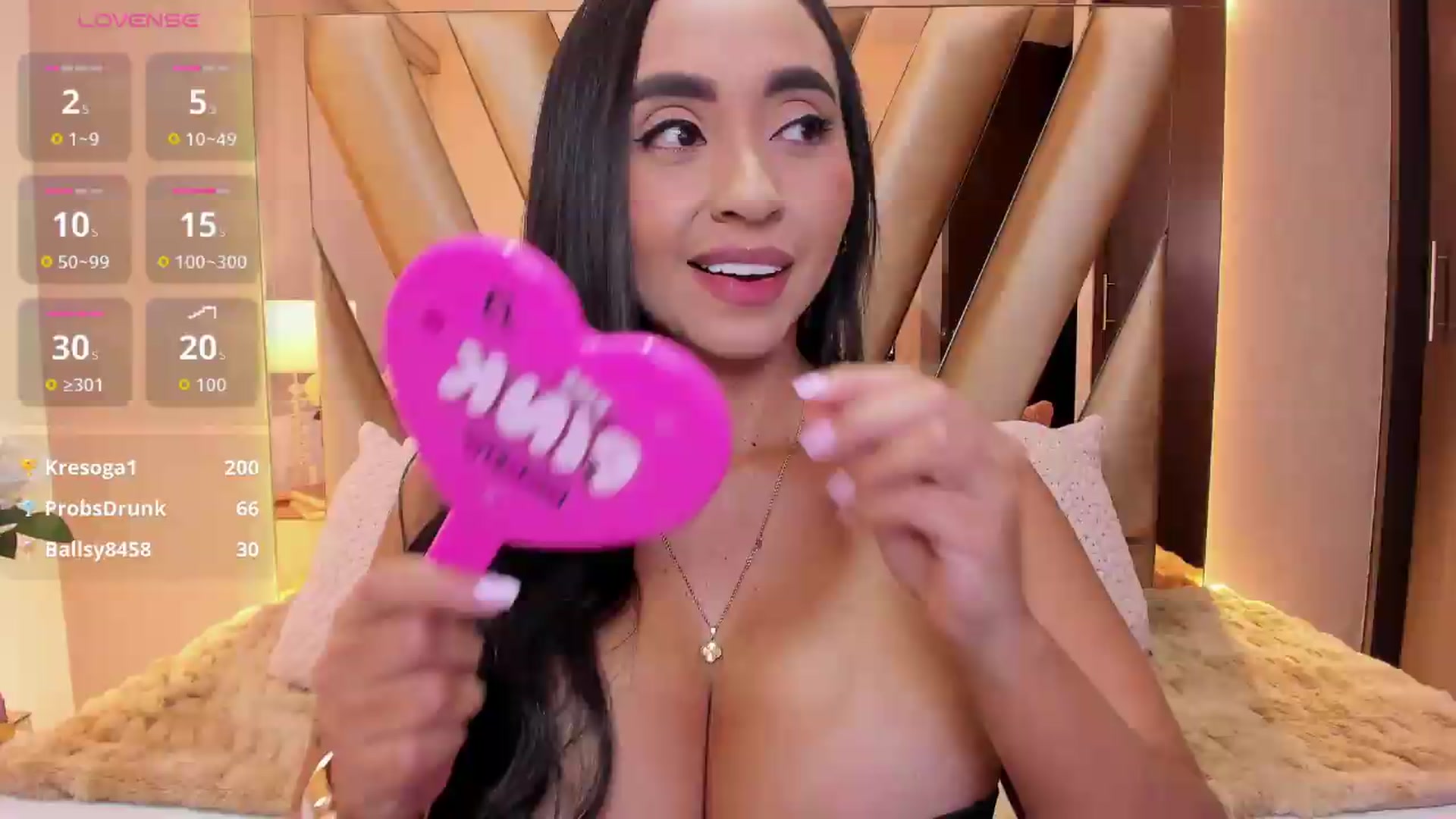 Gallery image thumbnail from Alice_Ro's myfreecams stream on, 06/02/2026, 24:00 image 6 of 20