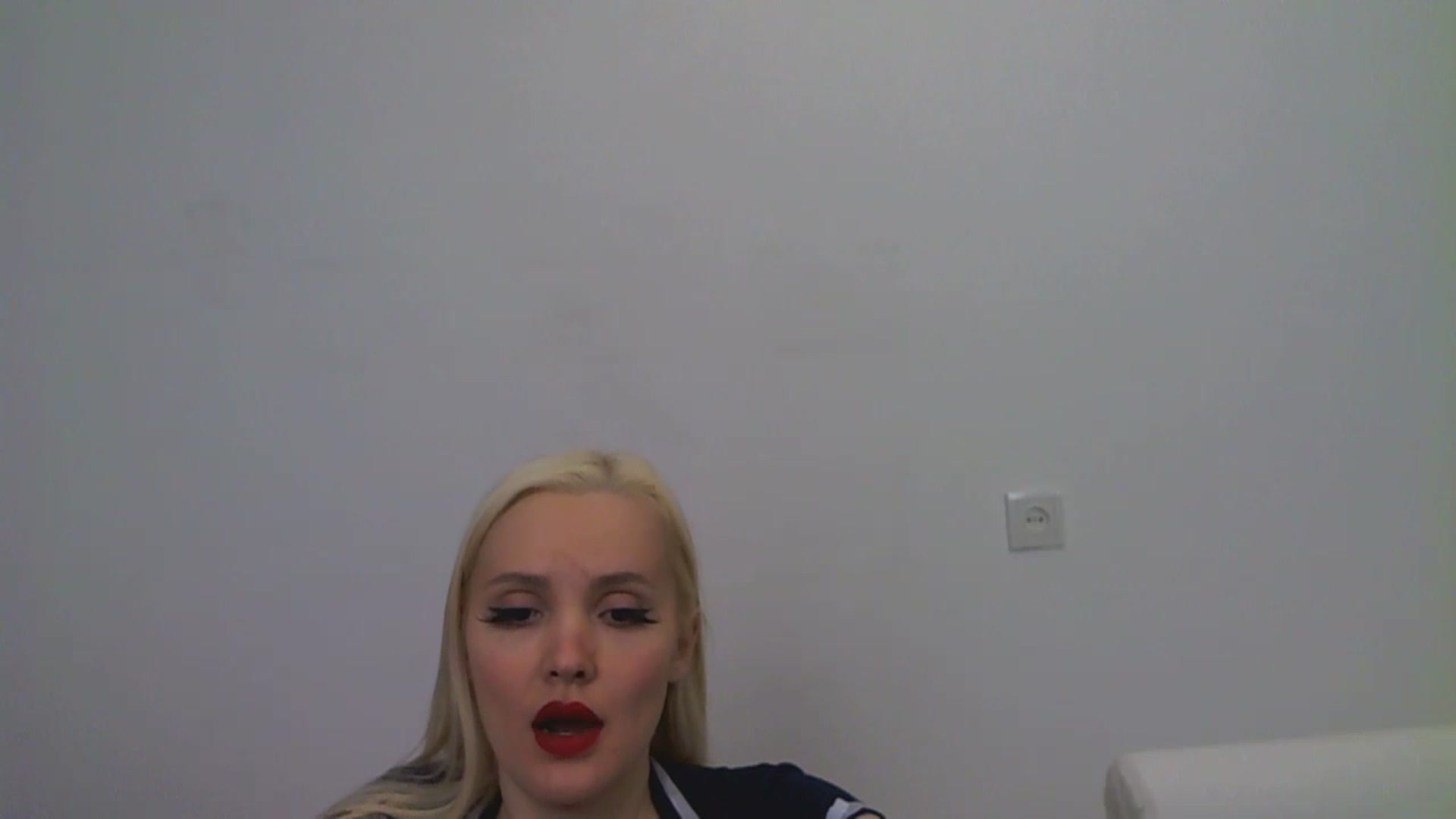 Gallery image thumbnail from Alice_Rose_1's myfreecams stream on, 01/03/2023, 13:04 image 8 of 20