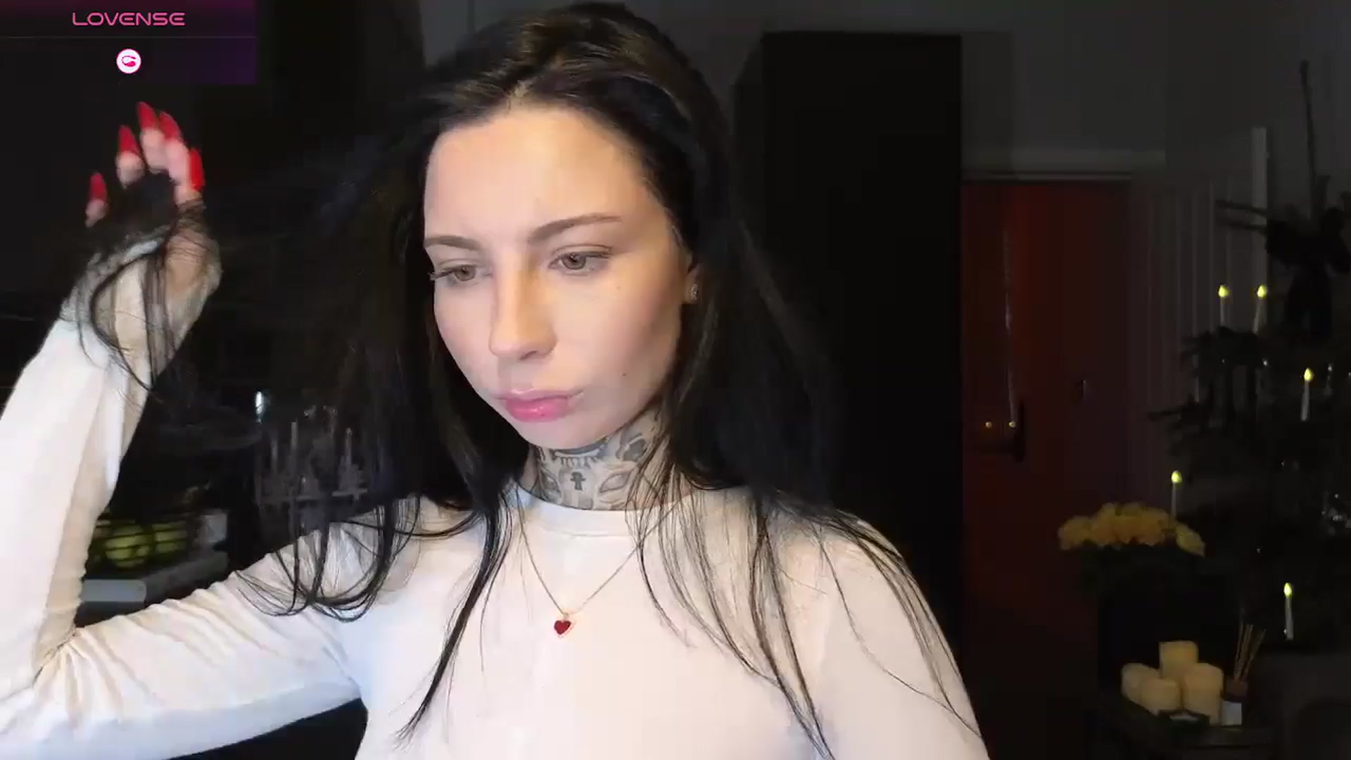 Gallery image thumbnail from Alice__888's myfreecams stream on, 12/25/2024, 11:01 image 10 of 20