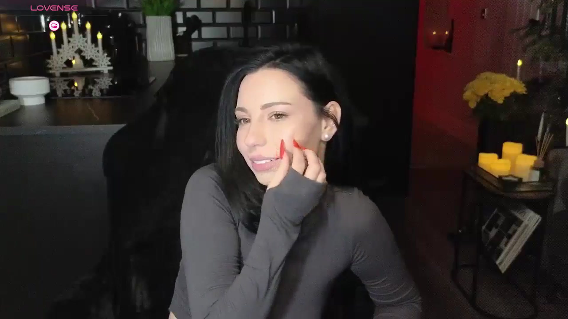 Gallery image thumbnail from Alice__888's myfreecams stream on, 12/26/2024, 16:28 image 16 of 20
