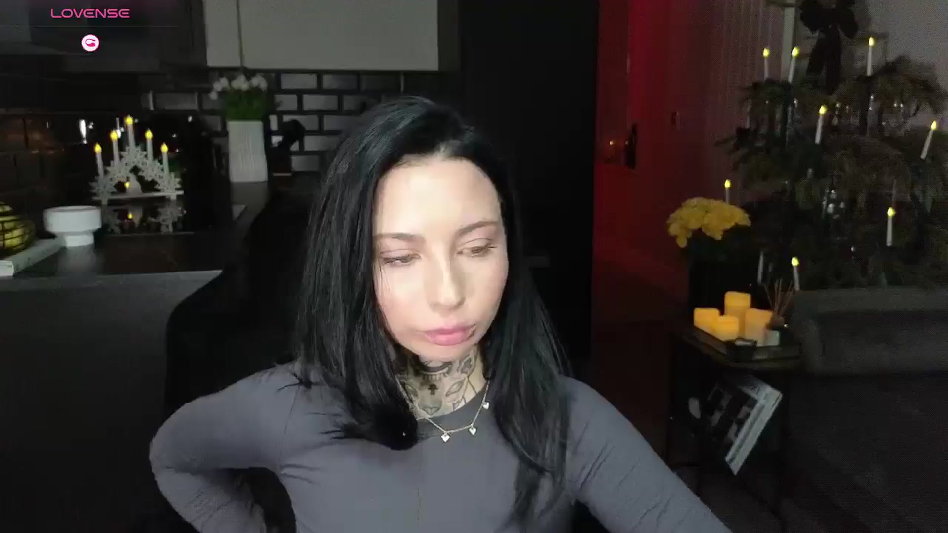 Gallery image thumbnail from Alice__888's myfreecams stream on, 12/27/2024, 14:37 image 10 of 20