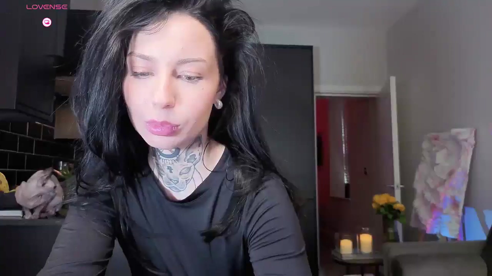 Gallery image thumbnail from Alice__888's myfreecams stream on, 06/27/2025, 08:31 image 18 of 20