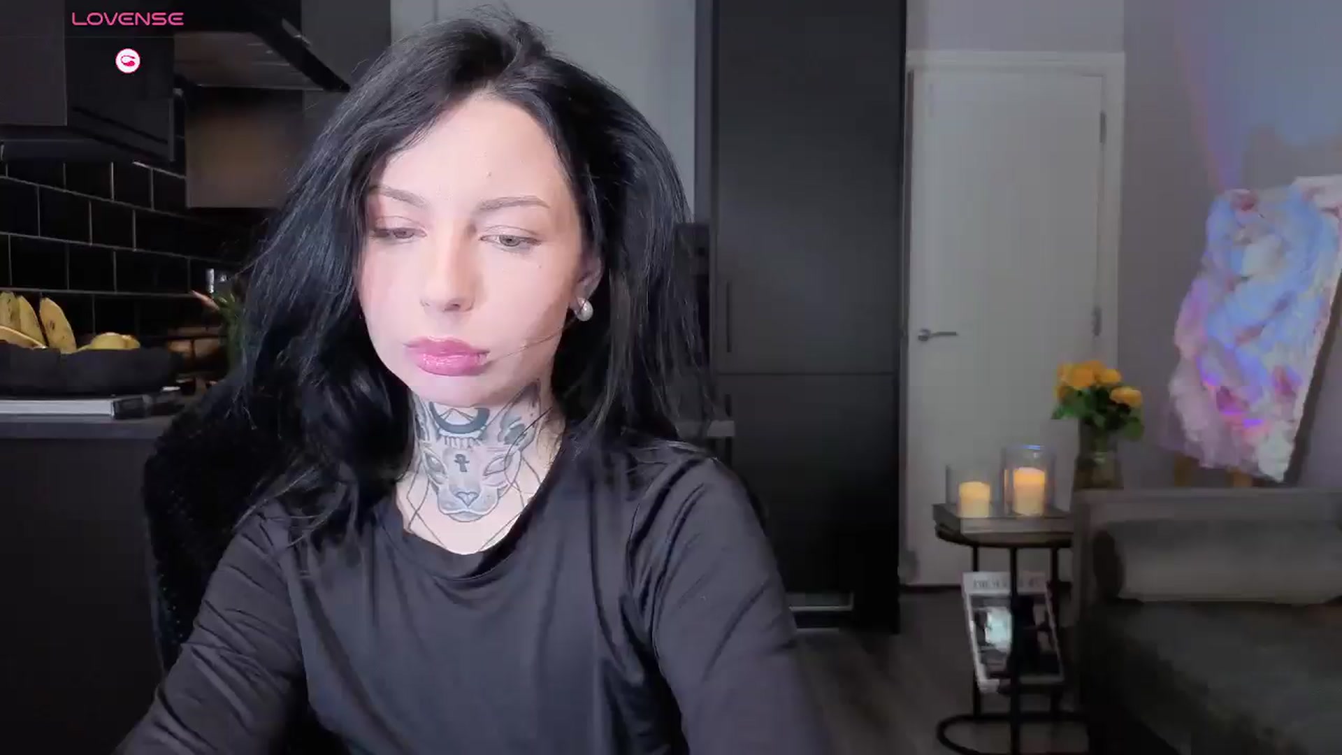 Gallery image thumbnail from Alice__888's myfreecams stream on, 06/27/2025, 08:31 image 17 of 20