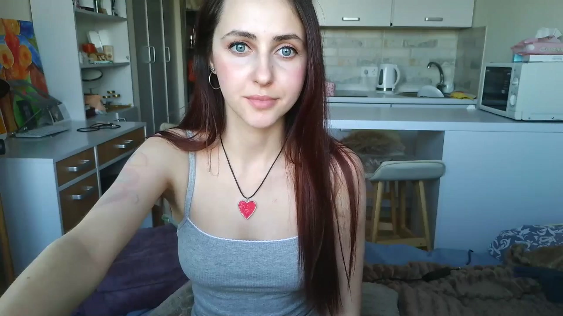 Gallery image thumbnail from Alice_alison's myfreecams stream on, 04/11/2025, 14:24 image 12 of 20