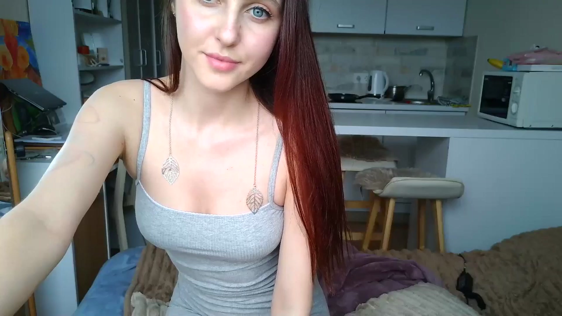Gallery image thumbnail from Alice_alison's myfreecams stream on, 04/12/2025, 11:31 image 9 of 20