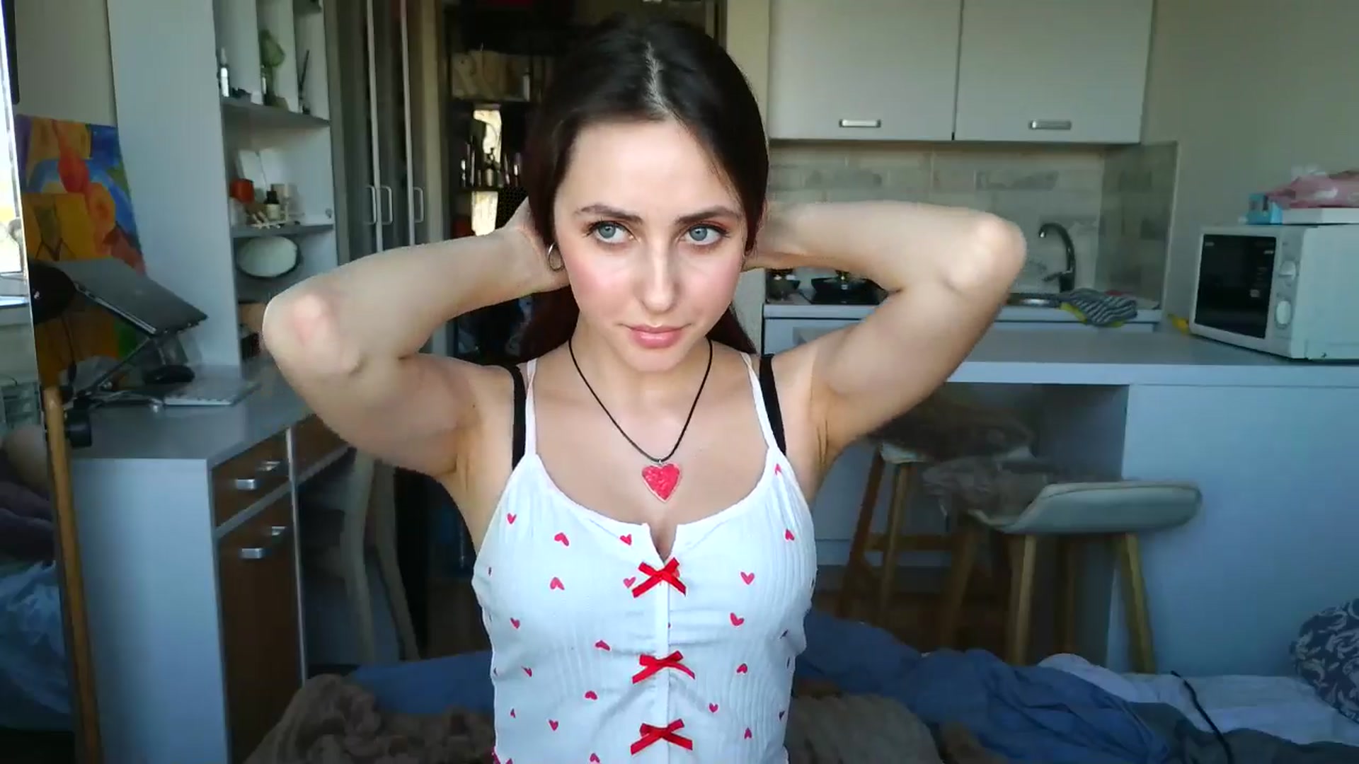 Gallery image thumbnail from Alice_alison's myfreecams stream on, 04/13/2025, 11:55 image 12 of 20