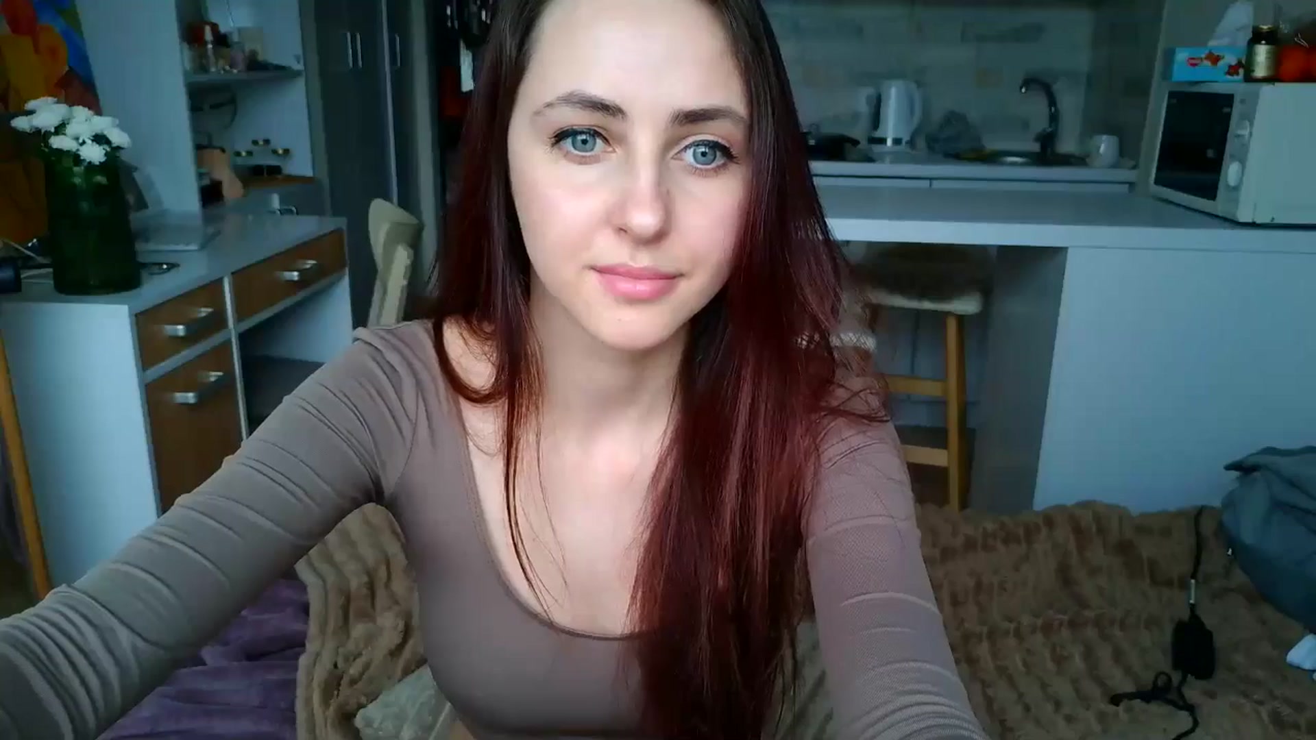 Gallery image thumbnail from Alice_alison's myfreecams stream on, 04/16/2025, 12:32 image 8 of 20