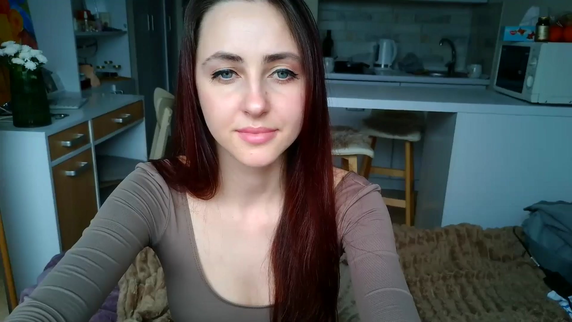 Gallery image thumbnail from Alice_alison's myfreecams stream on, 04/16/2025, 13:01 image 9 of 20