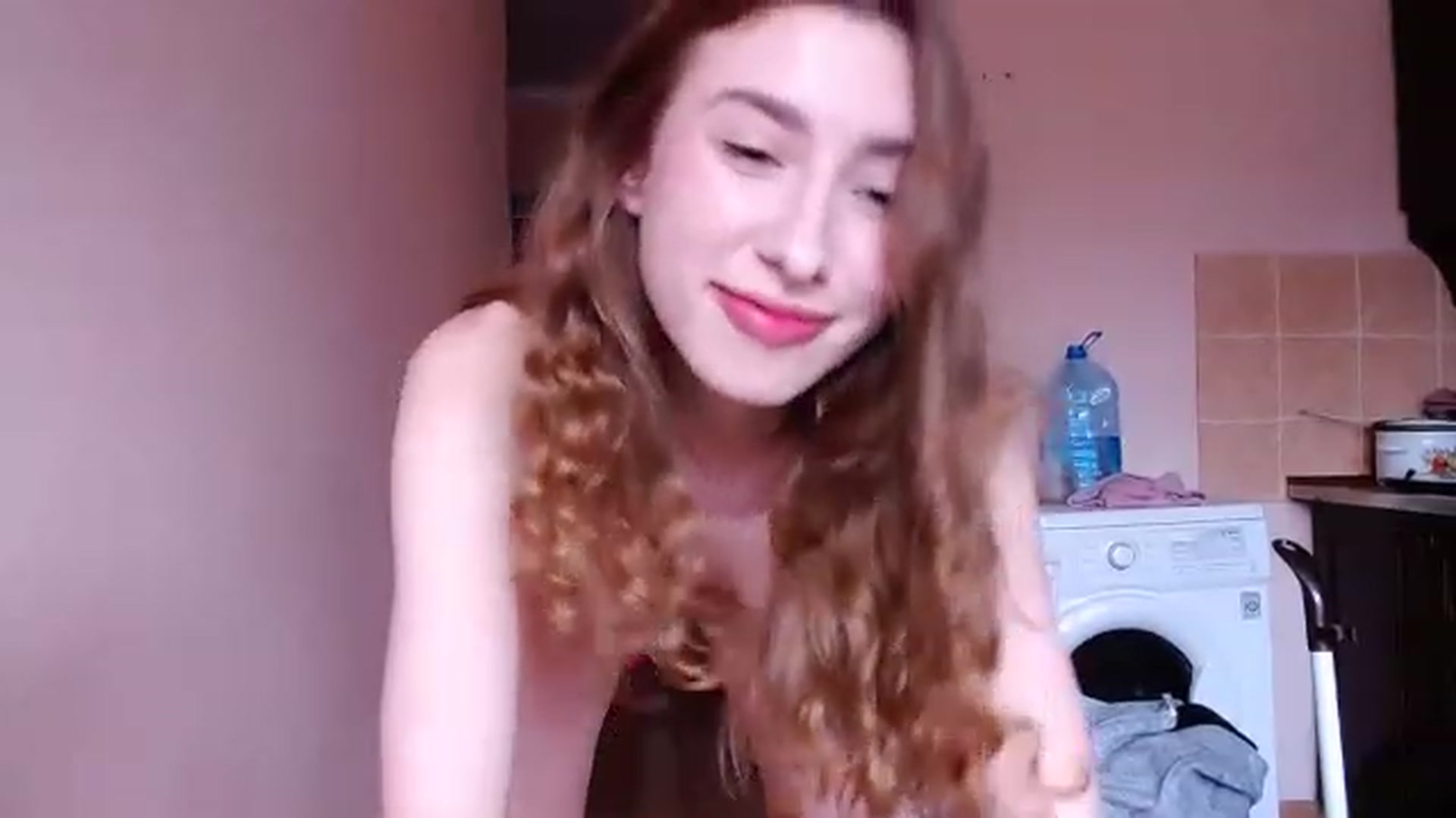 Gallery image thumbnail from Alice_one's myfreecams stream on, 03/19/2023, 13:44 image 15 of 20