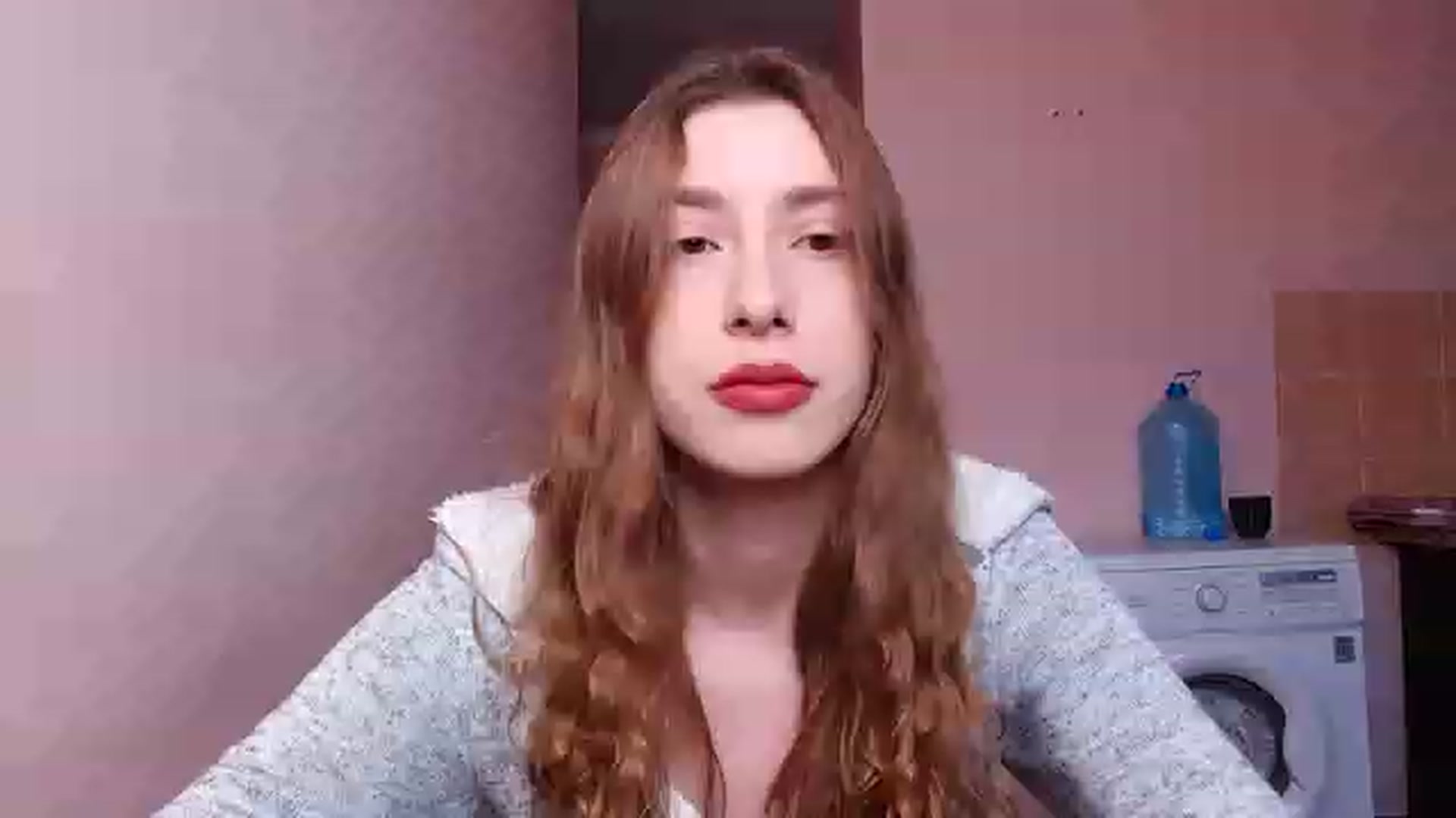 Gallery image thumbnail from Alice_one's myfreecams stream on, 03/20/2023, 16:01 image 3 of 20