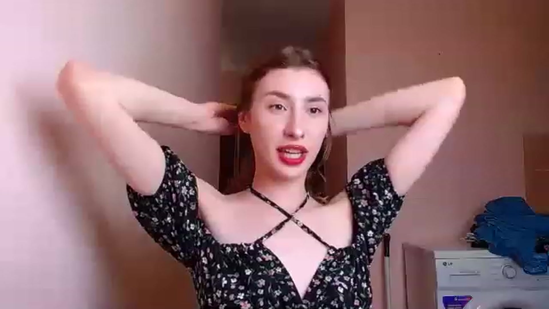 Gallery image thumbnail from Alice_one's myfreecams stream on, 05/24/2023, 20:48 image 6 of 20