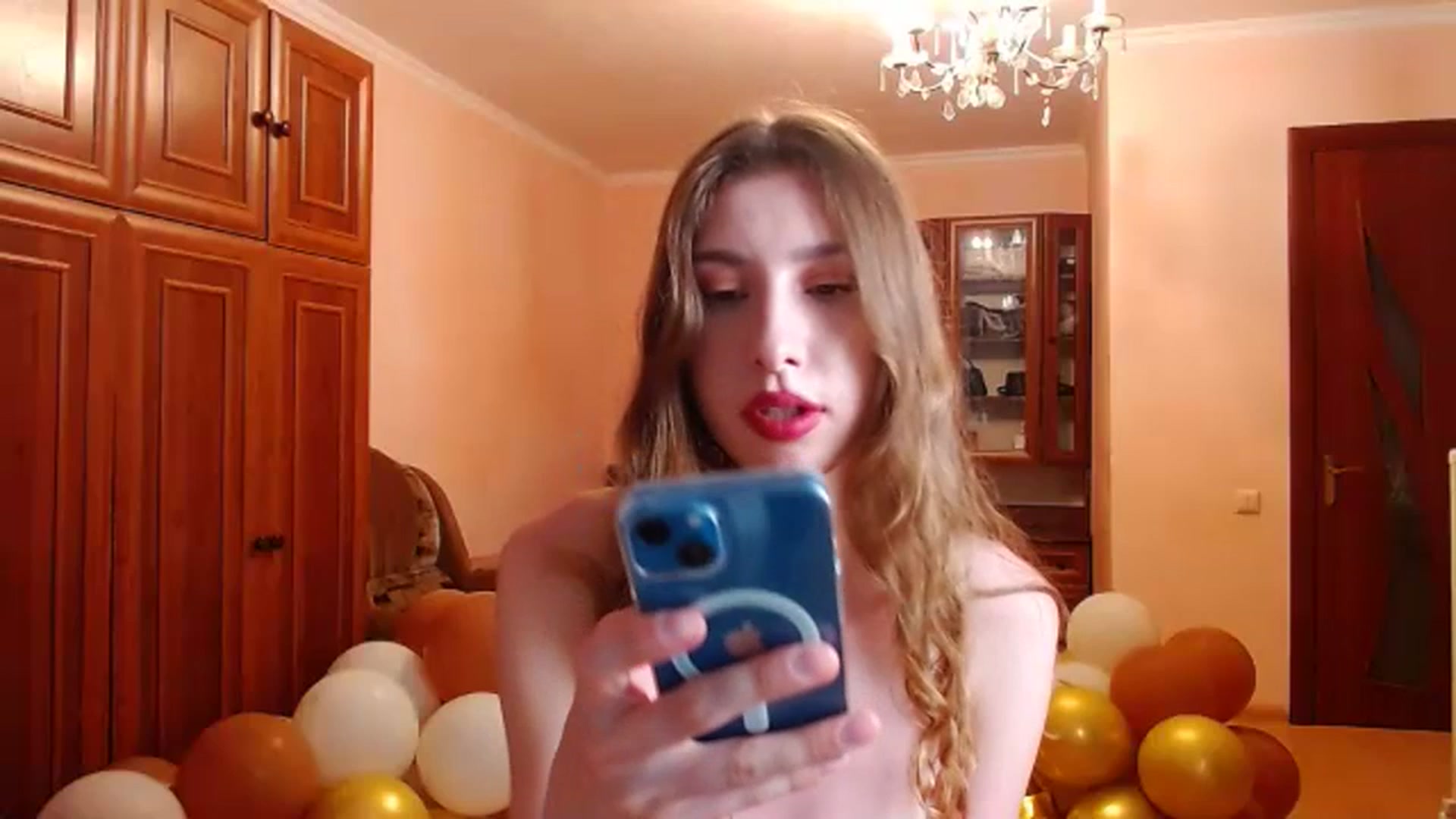 Gallery image thumbnail from Alice_one's myfreecams stream on, 07/13/2023, 20:19 image 17 of 20