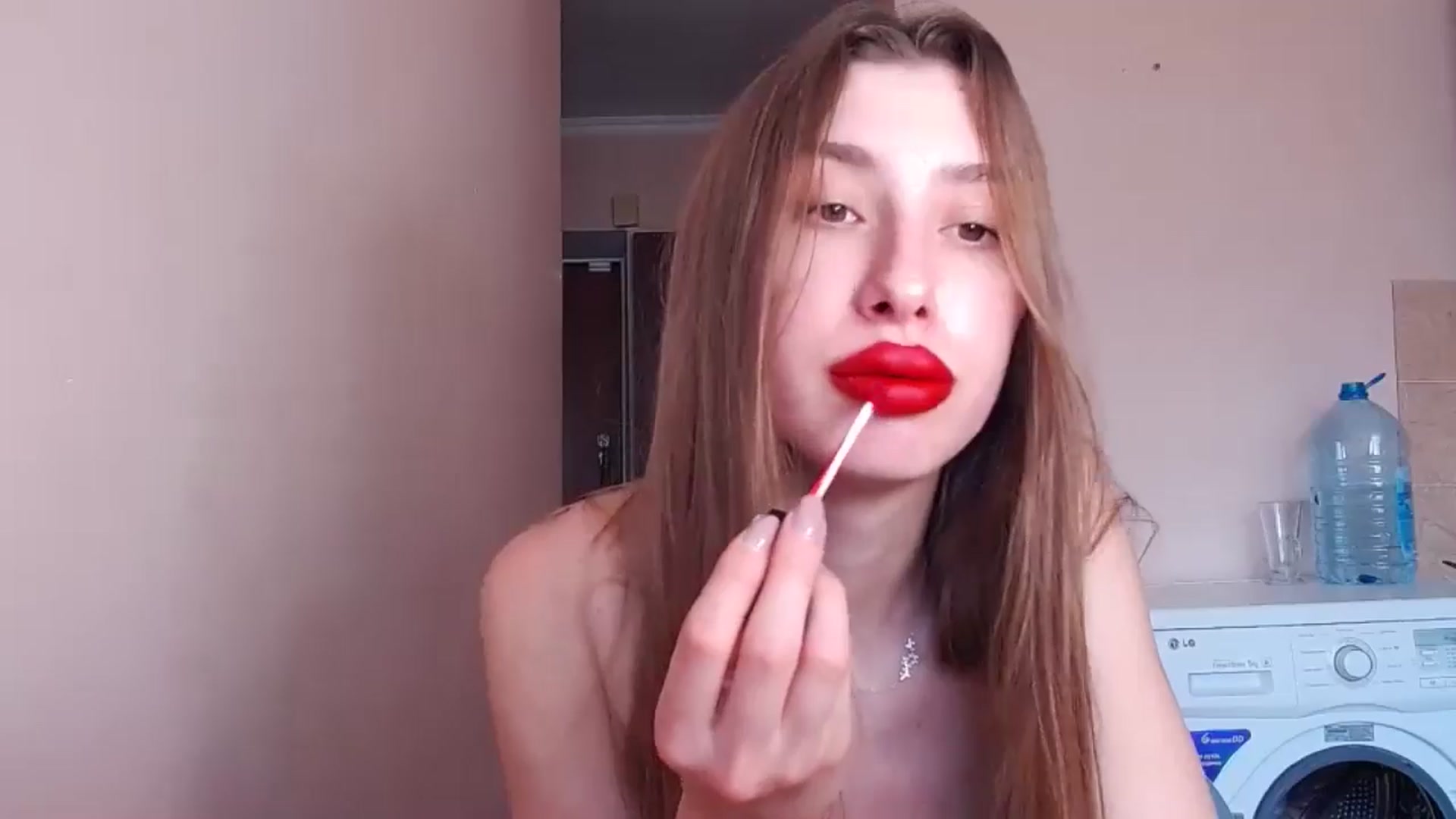 Gallery image thumbnail from Alice_one's myfreecams stream on, 06/06/2024, 11:20 image 17 of 20