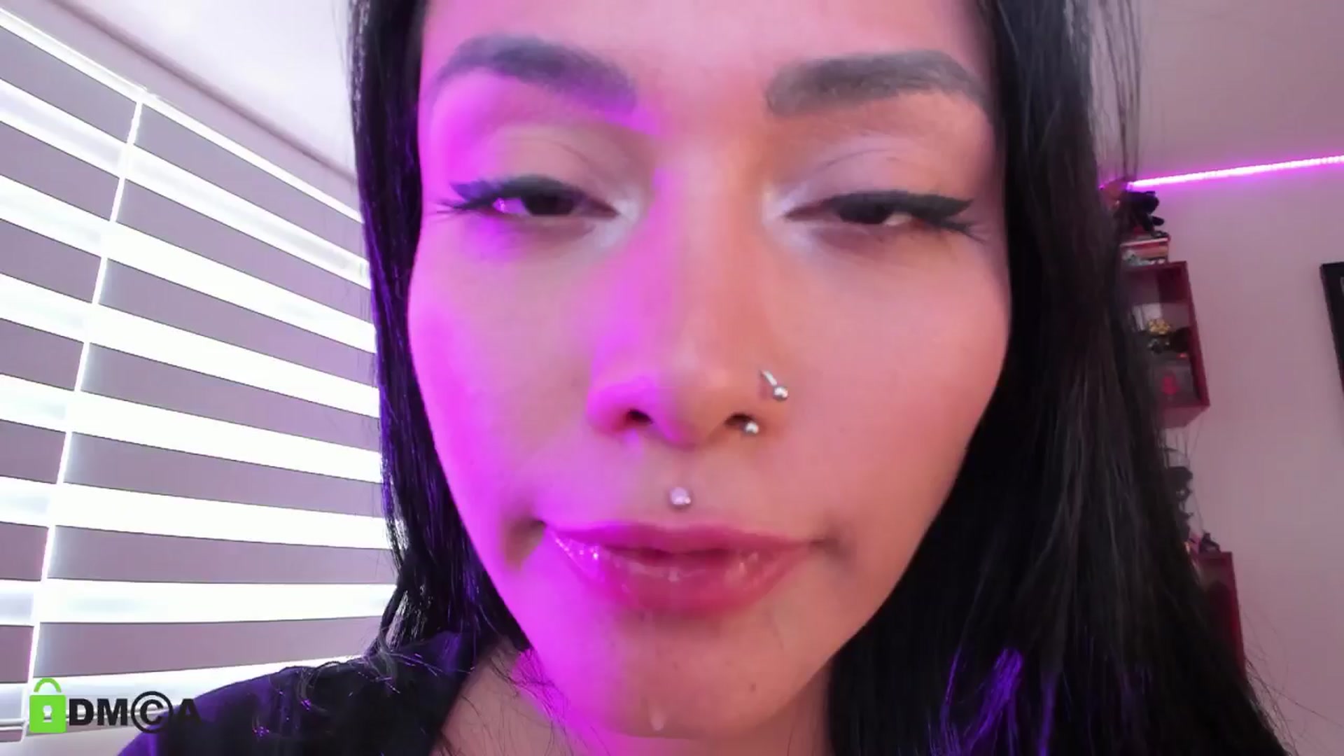 Gallery image thumbnail from Alice_rausing's myfreecams stream on, 05/15/2024, 18:28 image 11 of 20