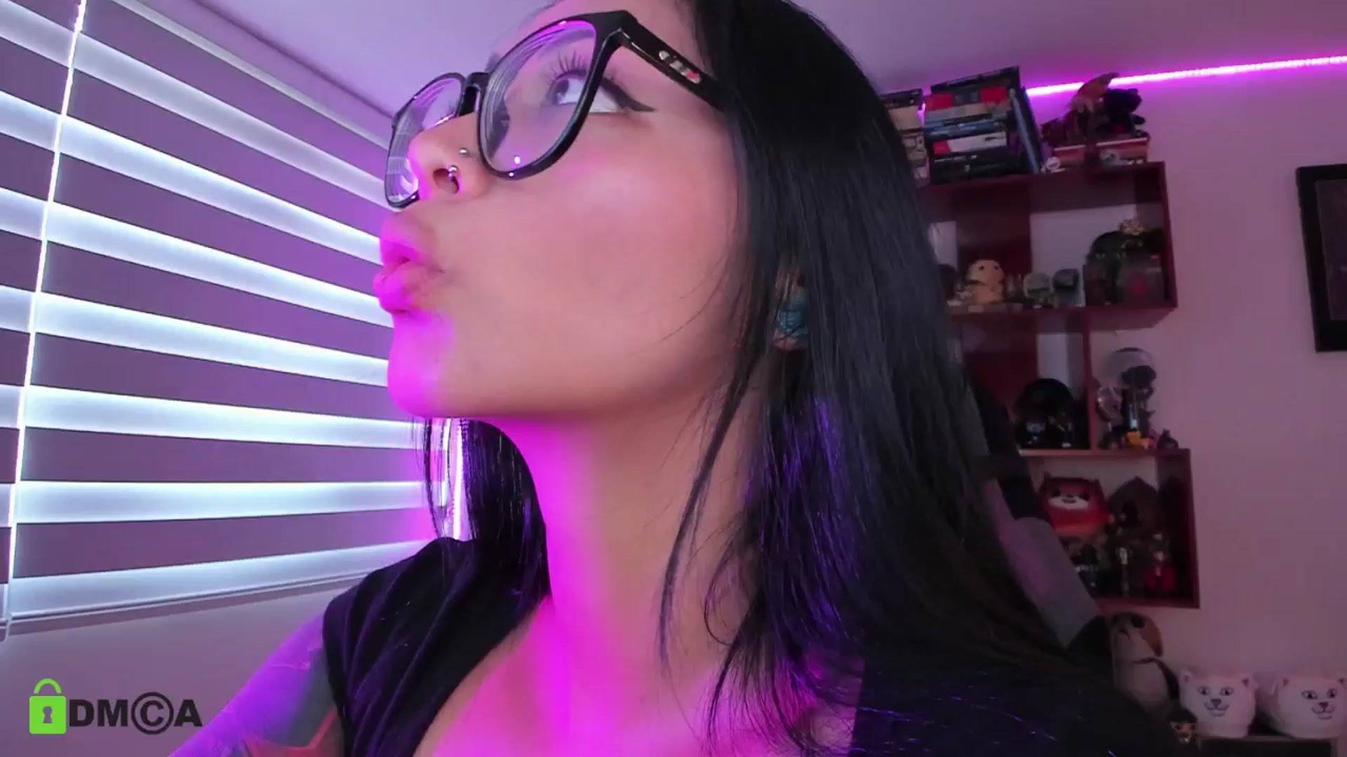 Gallery image thumbnail from Alice_rausing's myfreecams stream on, 05/15/2024, 18:28 image 20 of 20