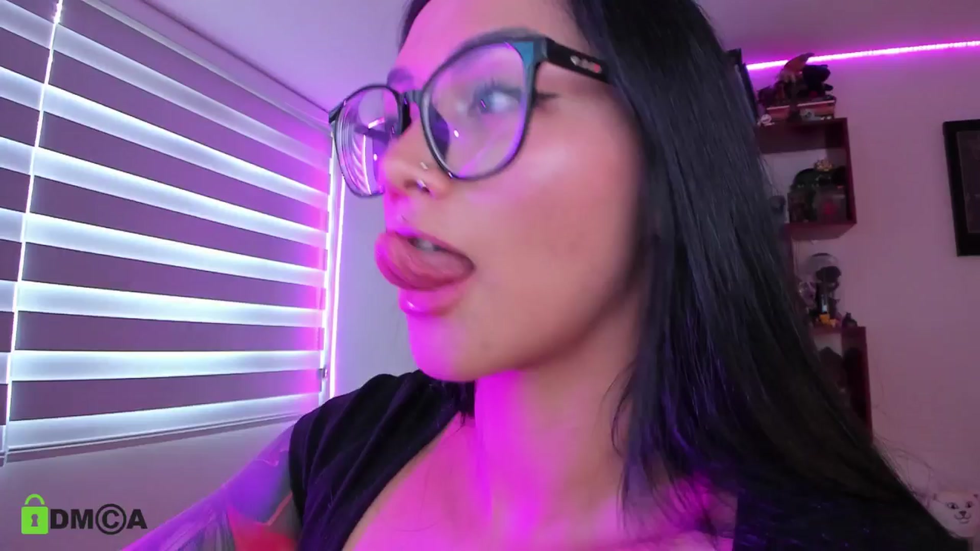 Gallery image thumbnail from Alice_rausing's myfreecams stream on, 05/15/2024, 18:28 image 19 of 20