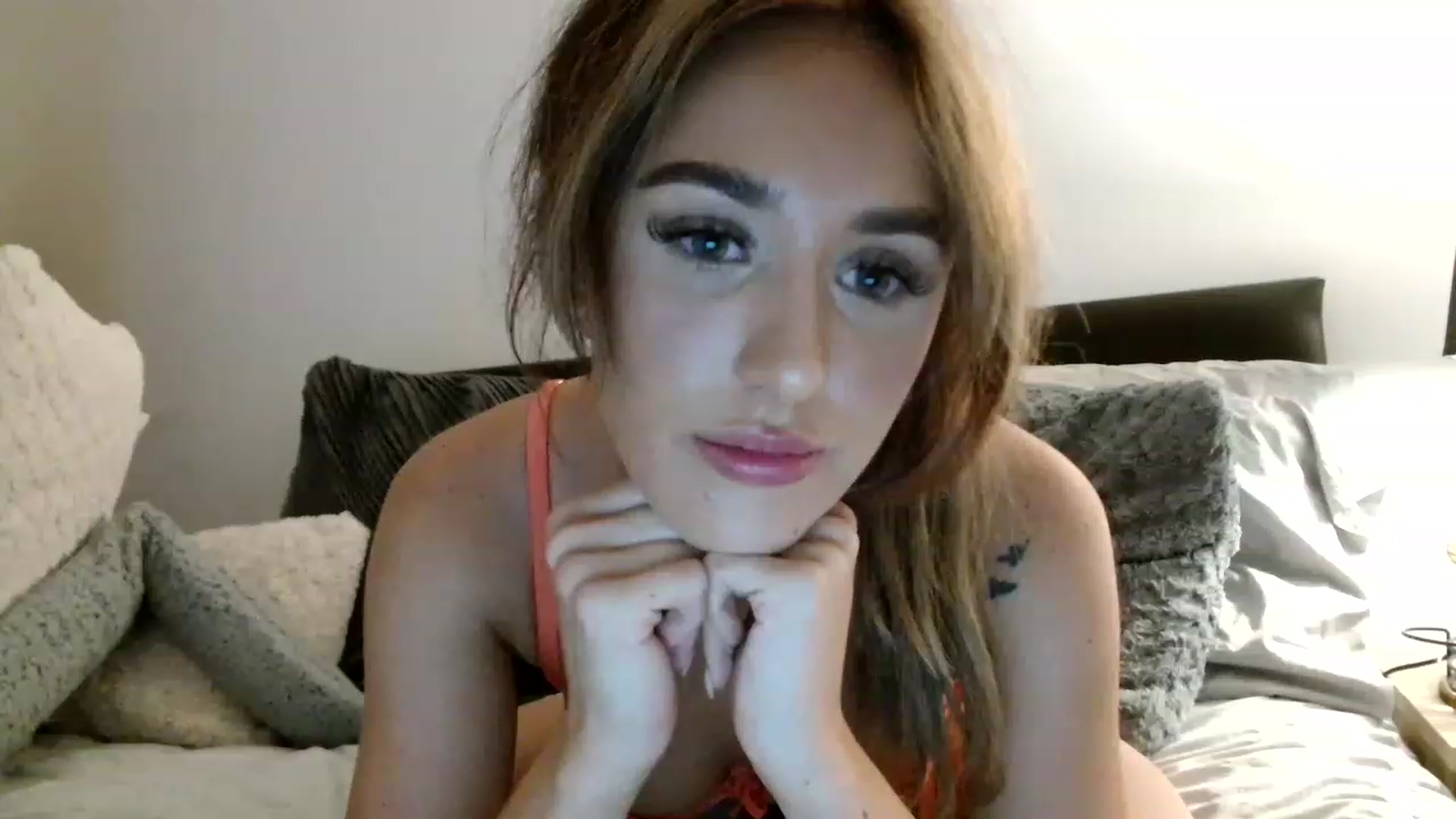 Gallery image thumbnail from Alicebabyx's myfreecams stream on, 01/28/2023, 24:25 image 8 of 20