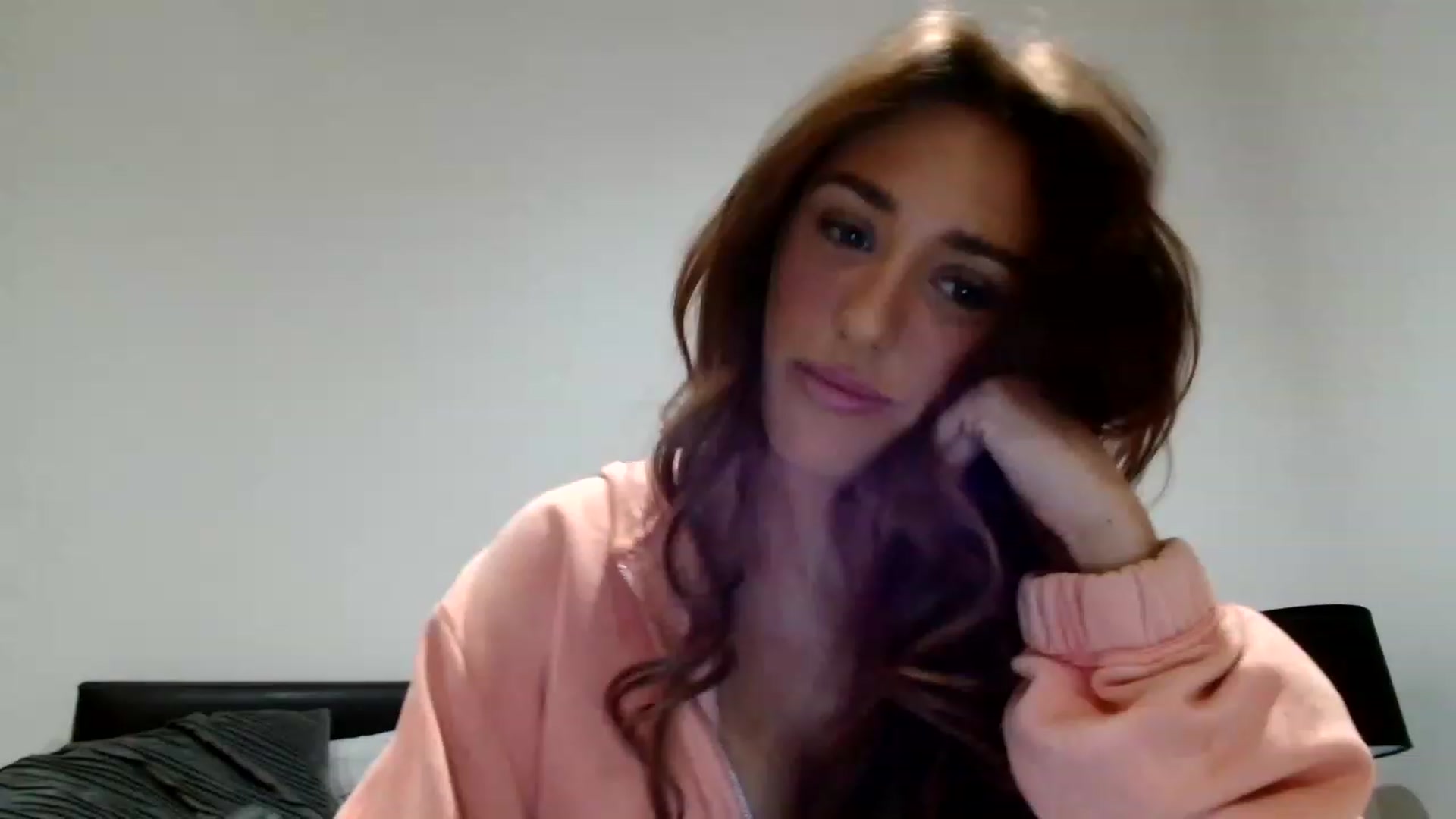 Gallery image thumbnail from Alicebabyx's myfreecams stream on, 02/02/2023, 18:23 image 9 of 20