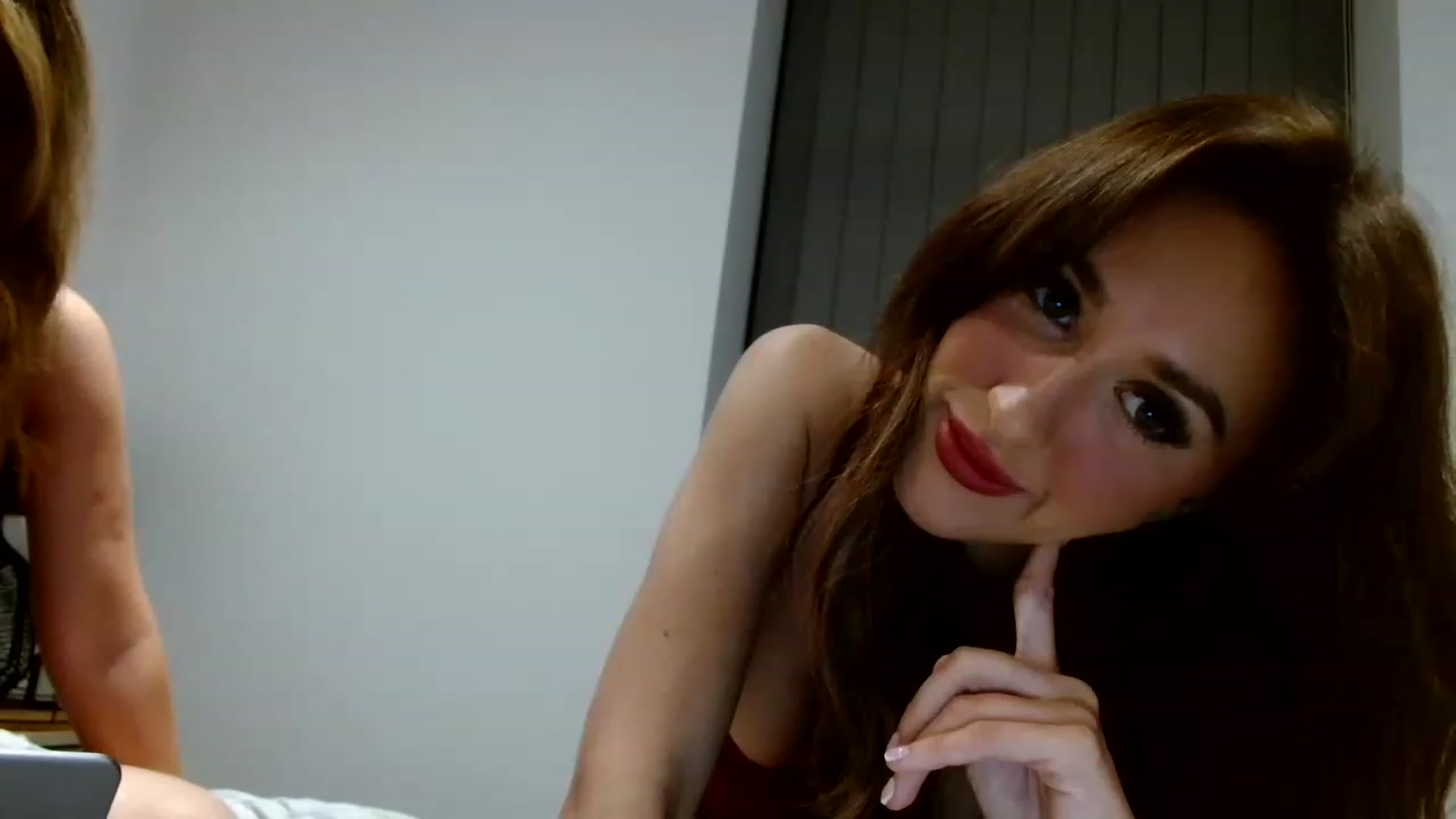 Gallery image thumbnail from Alicebabyx's myfreecams stream on, 02/07/2023, 24:08 image 4 of 20