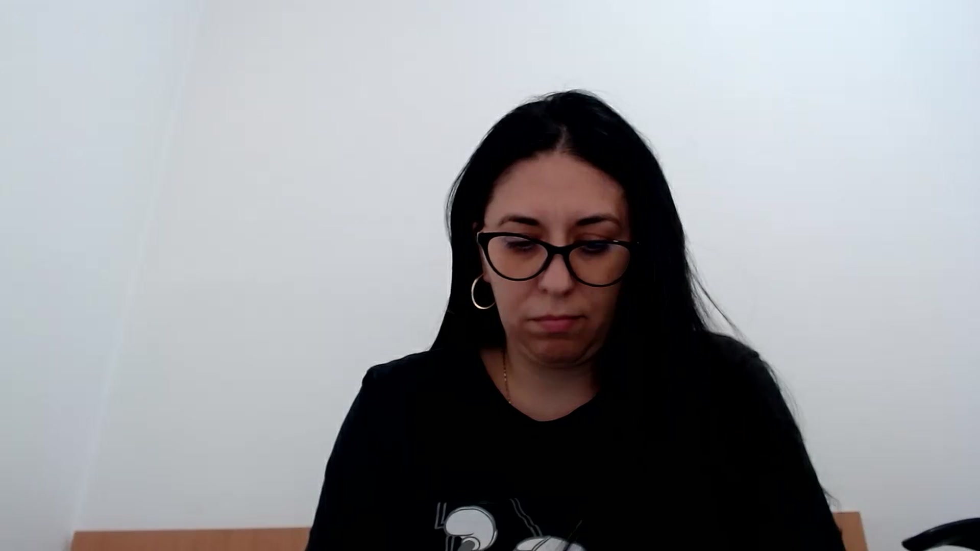 Gallery image thumbnail from Aliceblack24's myfreecams stream on, 10/19/2023, 13:49 image 7 of 20
