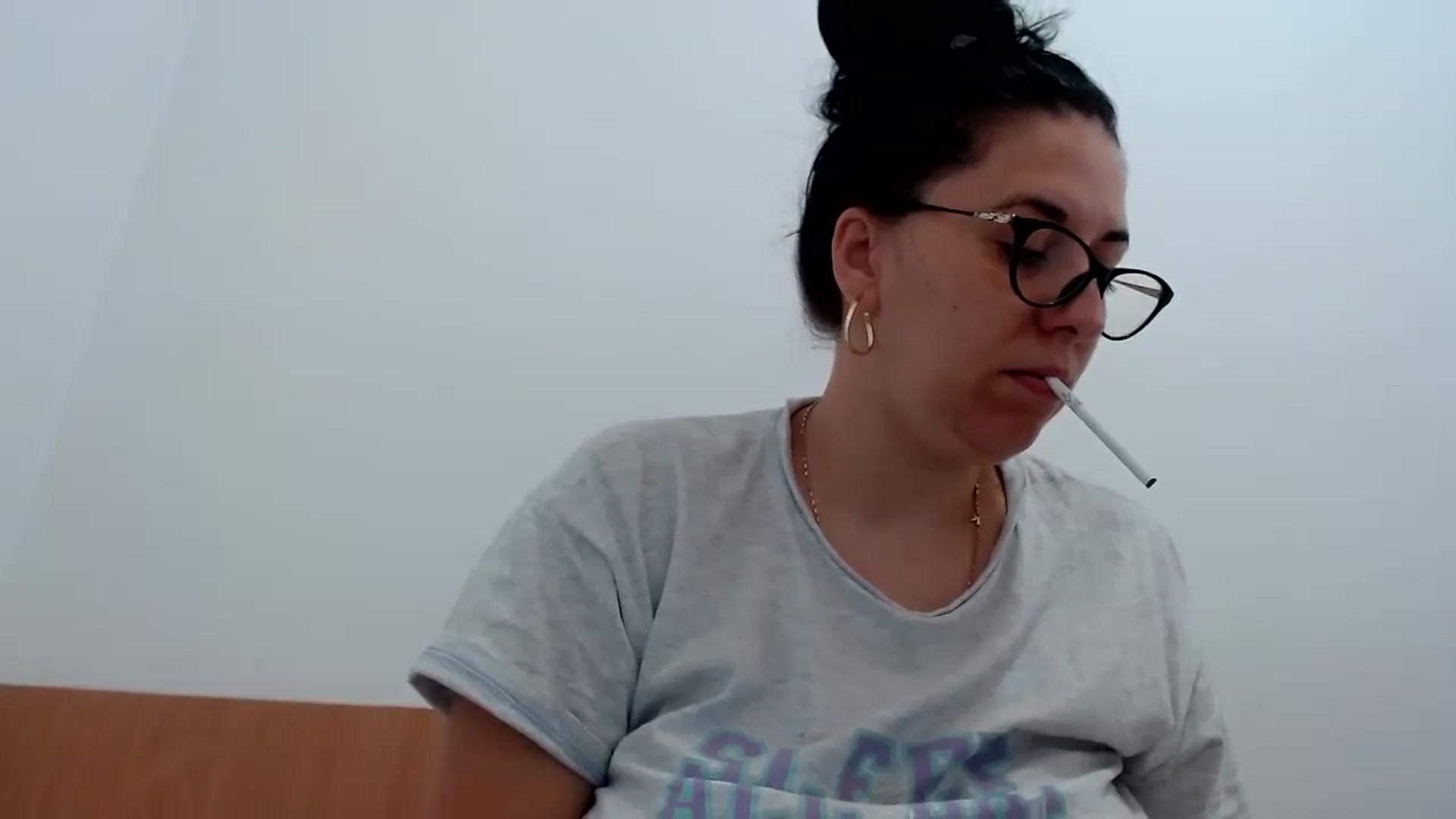Gallery image thumbnail from Aliceblack24's myfreecams stream on, 10/24/2023, 08:20 image 2 of 20
