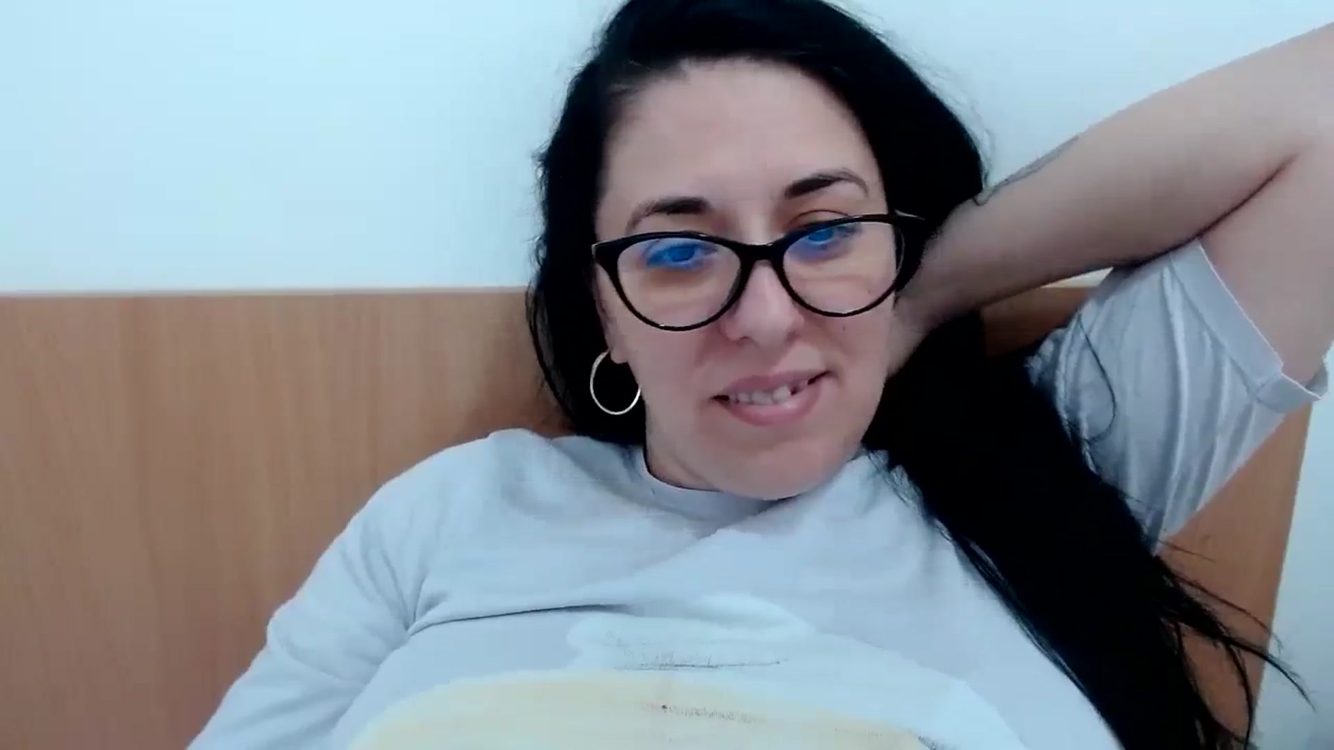 Gallery image thumbnail from Aliceblack24's myfreecams stream on, 10/24/2023, 12:29 image 5 of 20