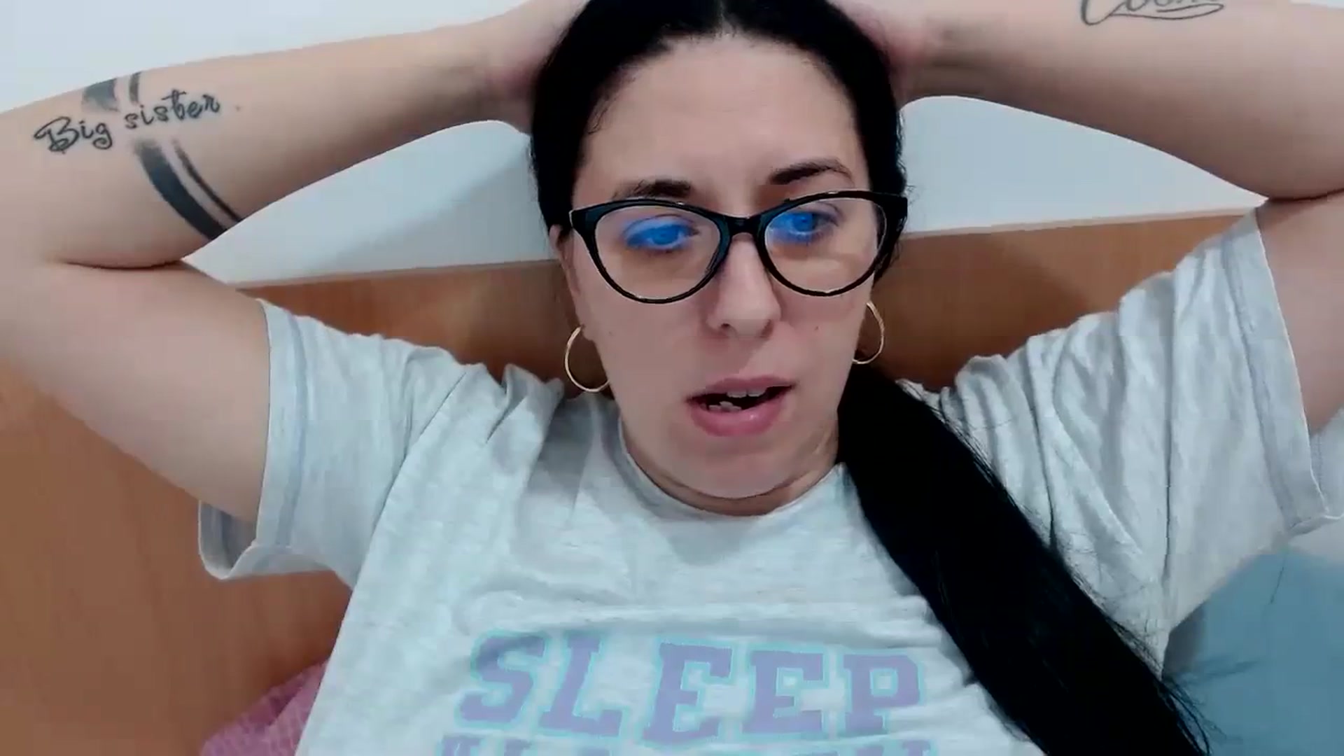 Gallery image thumbnail from Aliceblack24's myfreecams stream on, 10/27/2023, 13:19 image 5 of 20