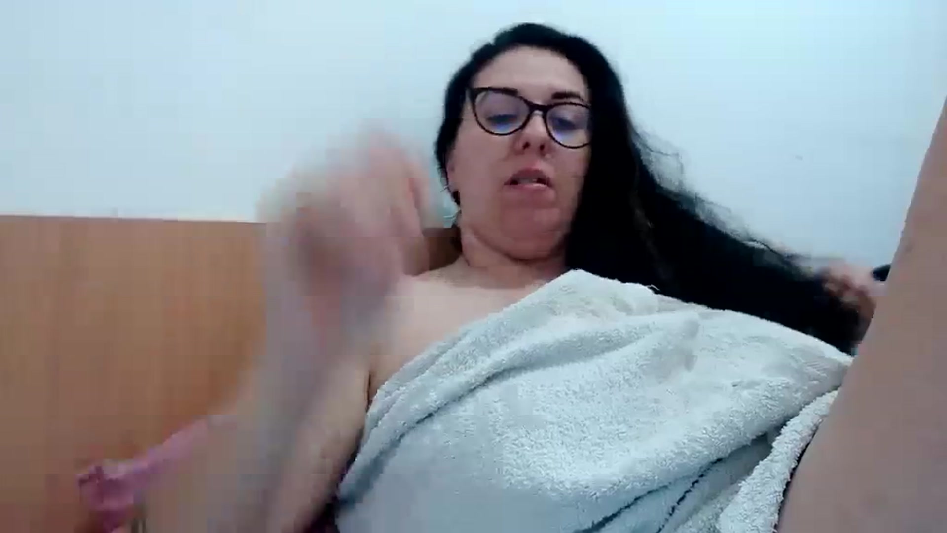 Gallery image thumbnail from Aliceblack24's myfreecams stream on, 11/01/2023, 14:09 image 15 of 20