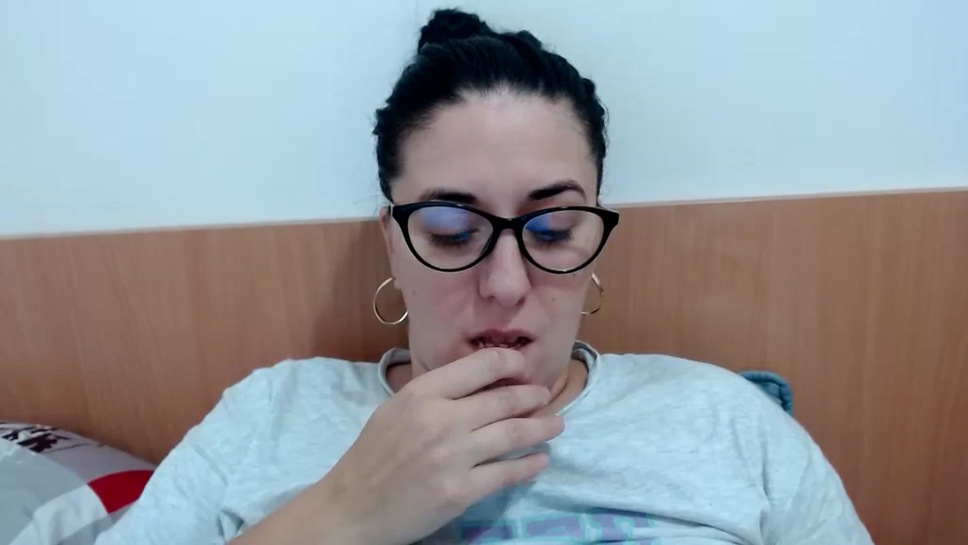 Gallery image thumbnail from Aliceblack24's myfreecams stream on, 11/03/2023, 12:13 image 16 of 20