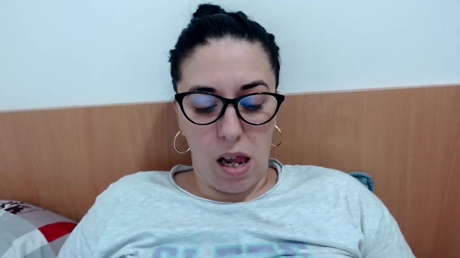 Gallery image thumbnail from Aliceblack24's myfreecams stream on, 11/03/2023, 12:13 image 15 of 20