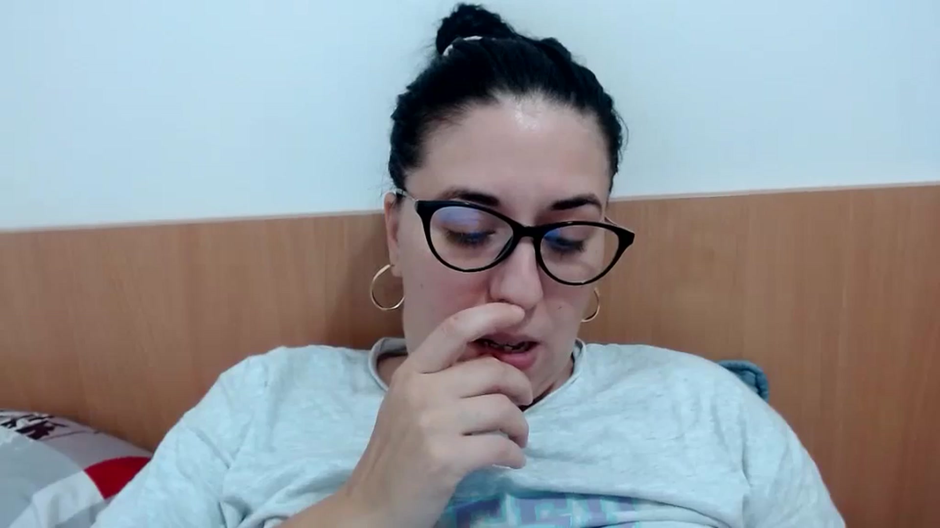 Gallery image thumbnail from Aliceblack24's myfreecams stream on, 11/03/2023, 12:13 image 18 of 20