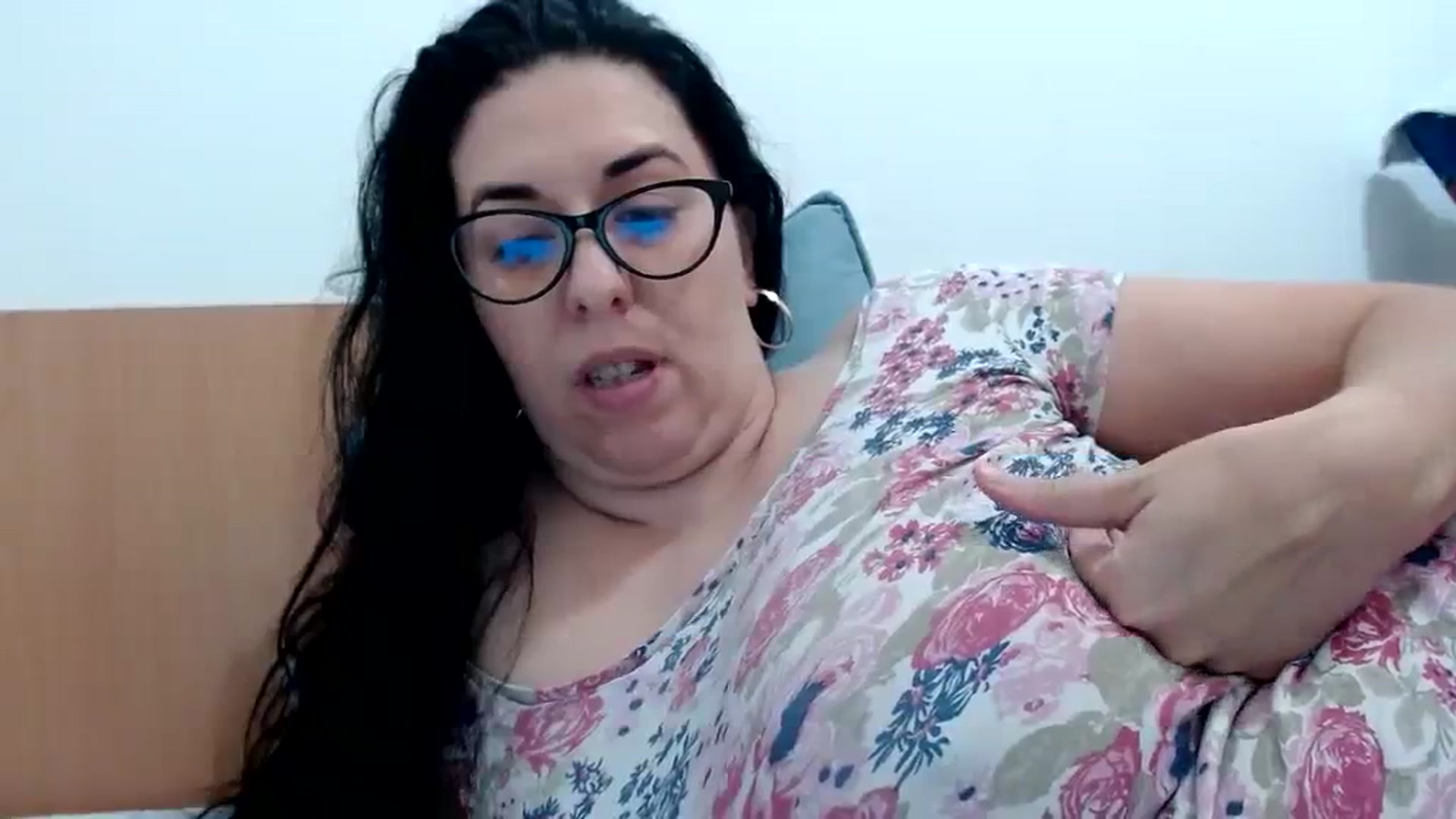 Gallery image thumbnail from Aliceblack24's myfreecams stream on, 11/03/2023, 15:10 image 9 of 20