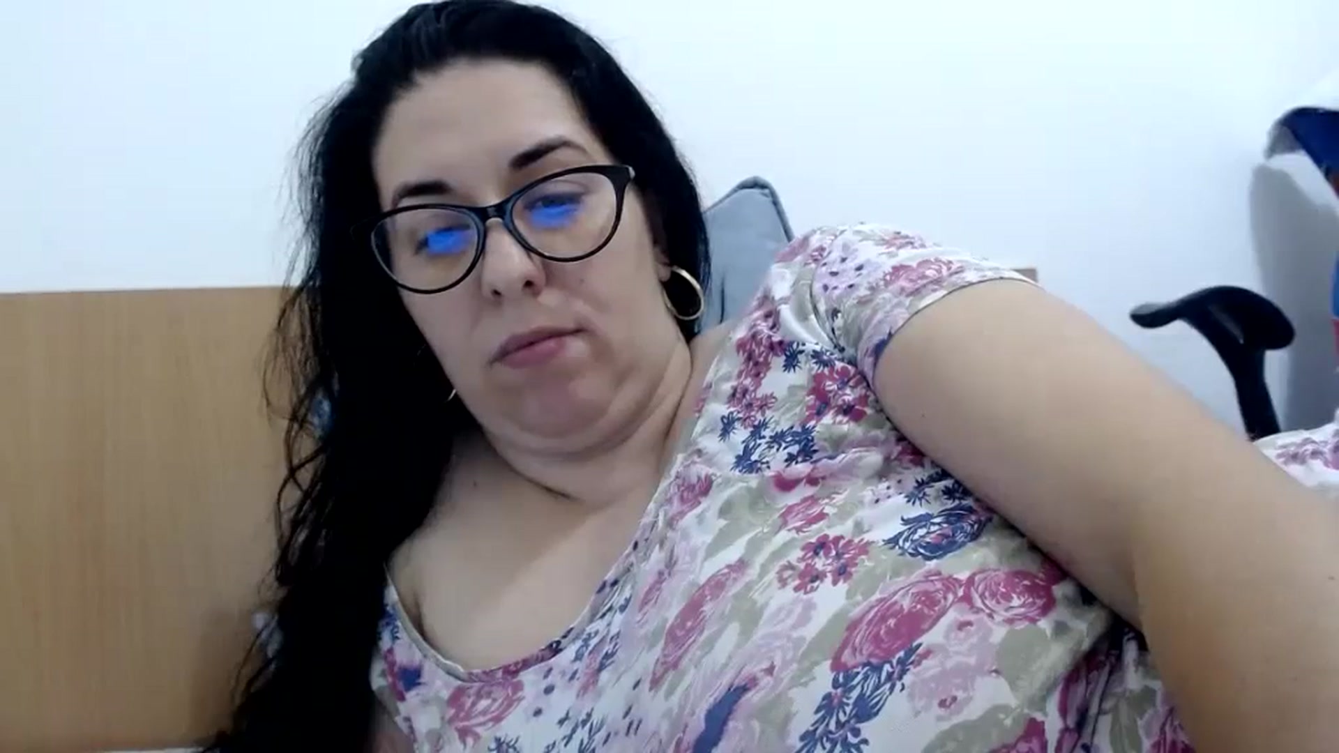 Gallery image thumbnail from Aliceblack24's myfreecams stream on, 11/03/2023, 15:10 image 11 of 20