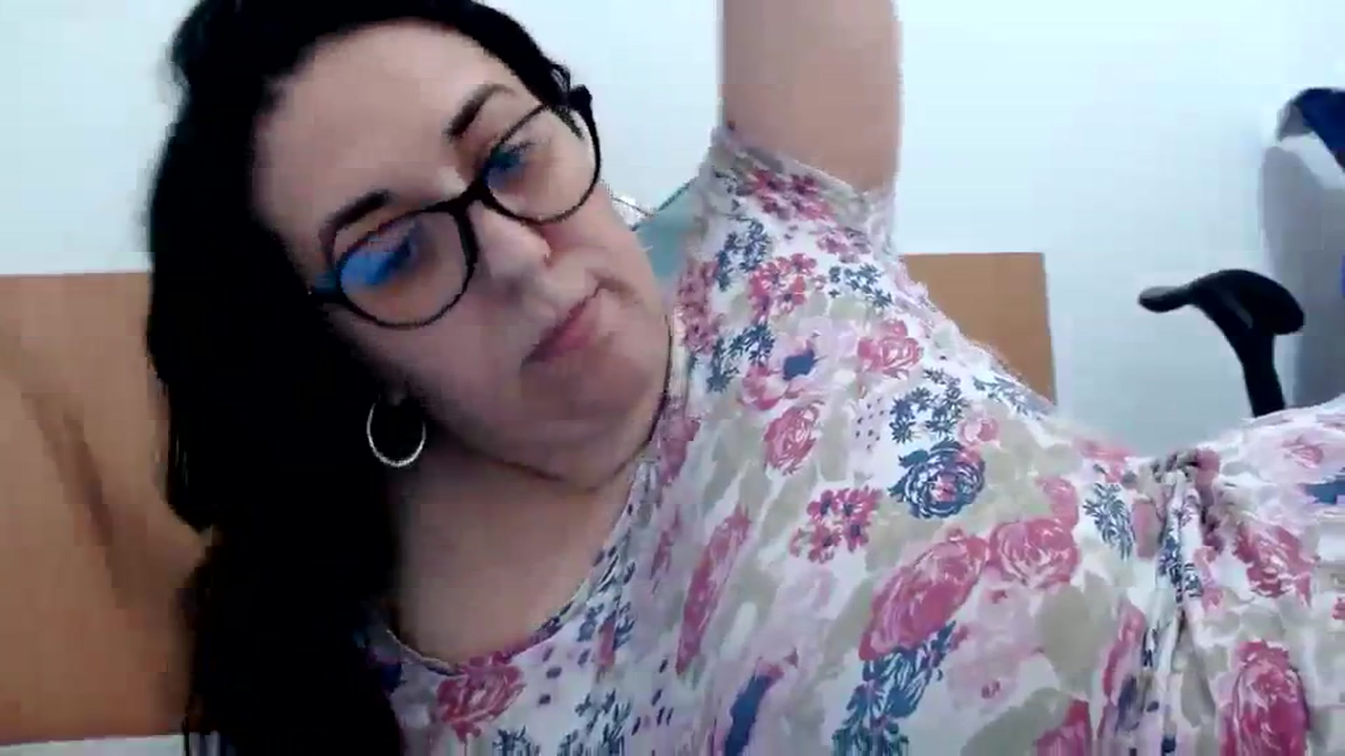 Gallery image thumbnail from Aliceblack24's myfreecams stream on, 11/03/2023, 15:10 image 8 of 20