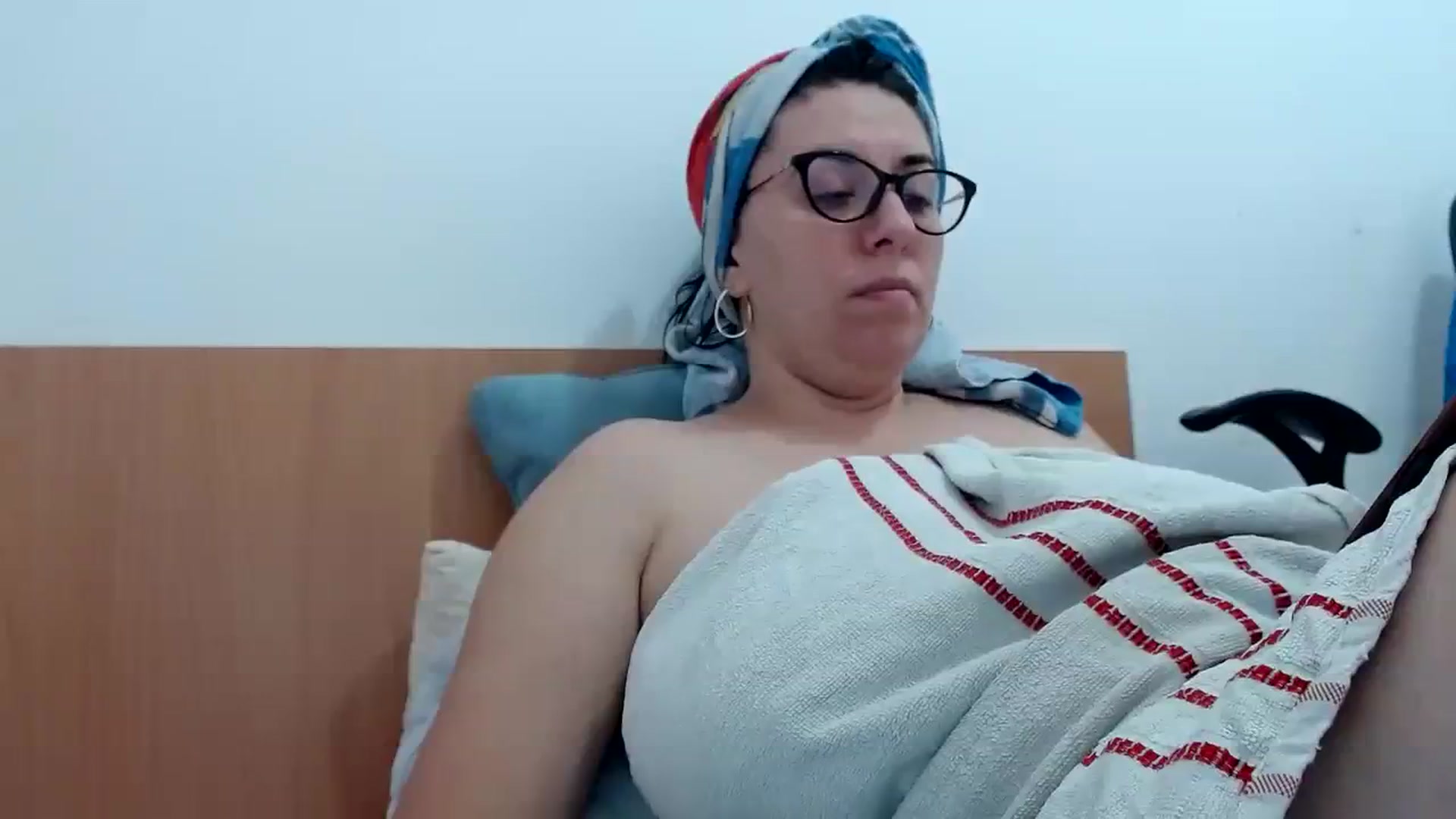 Gallery image thumbnail from Aliceblack24's myfreecams stream on, 11/06/2023, 11:25 image 5 of 20
