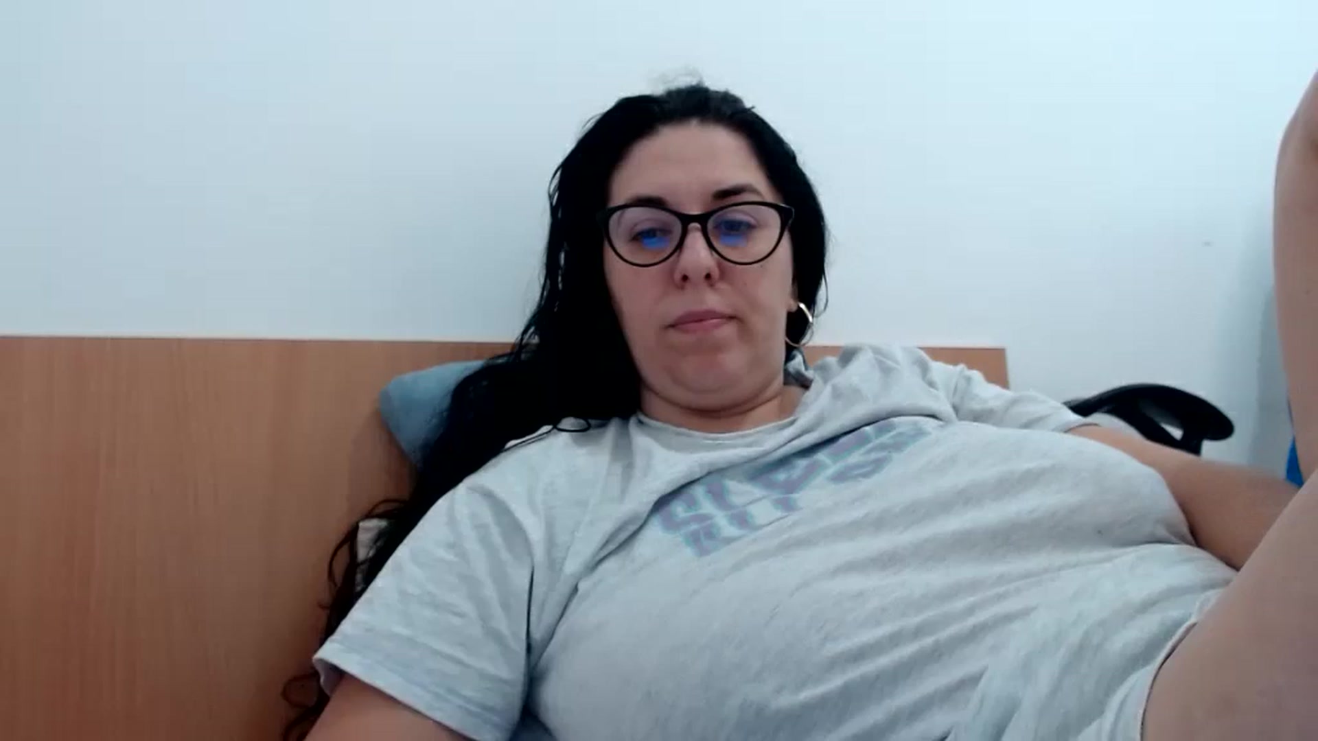 Gallery image thumbnail from Aliceblack24's myfreecams stream on, 11/06/2023, 12:00 image 10 of 20