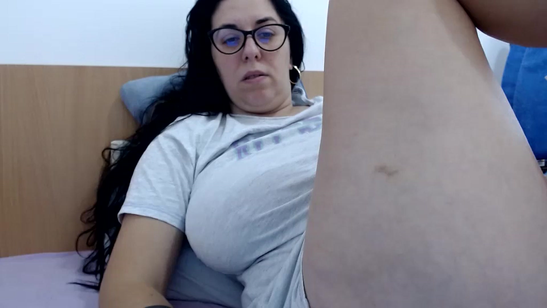 Gallery image thumbnail from Aliceblack24's myfreecams stream on, 11/06/2023, 12:00 image 20 of 20