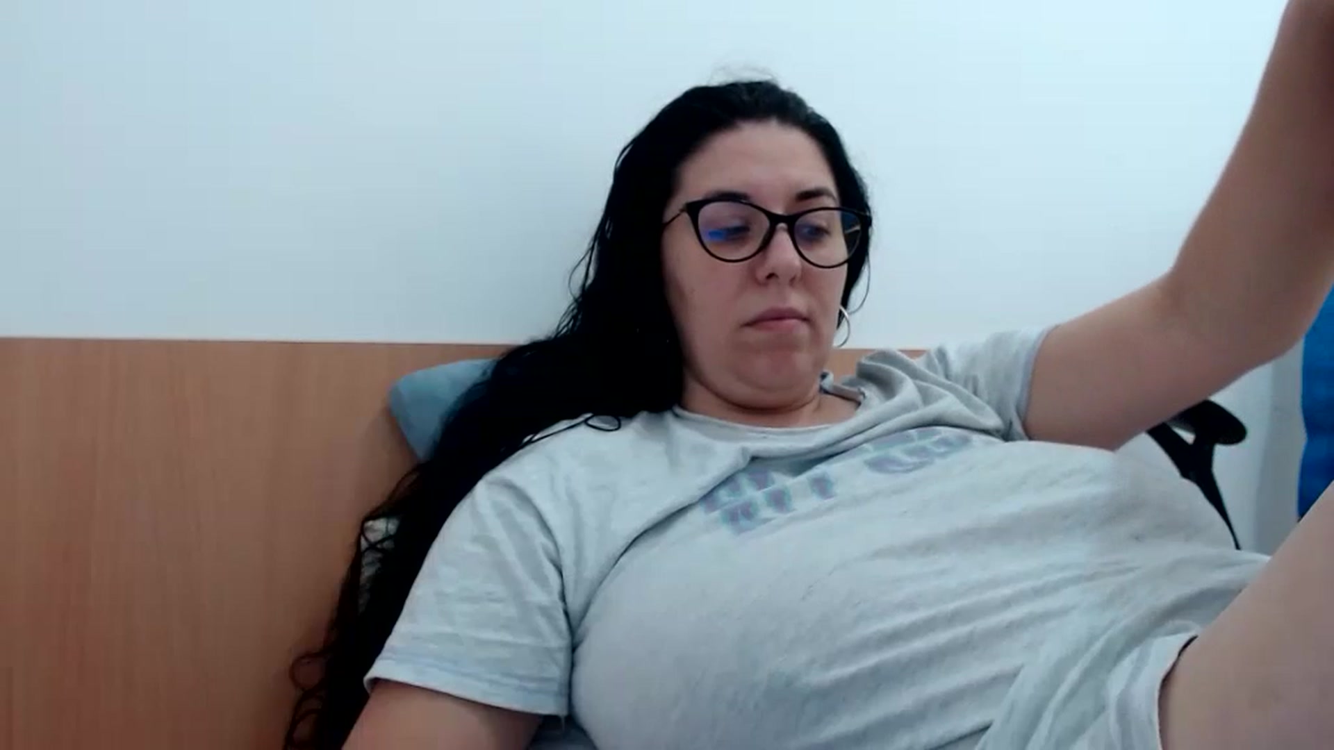 Gallery image thumbnail from Aliceblack24's myfreecams stream on, 11/06/2023, 12:00 image 7 of 20