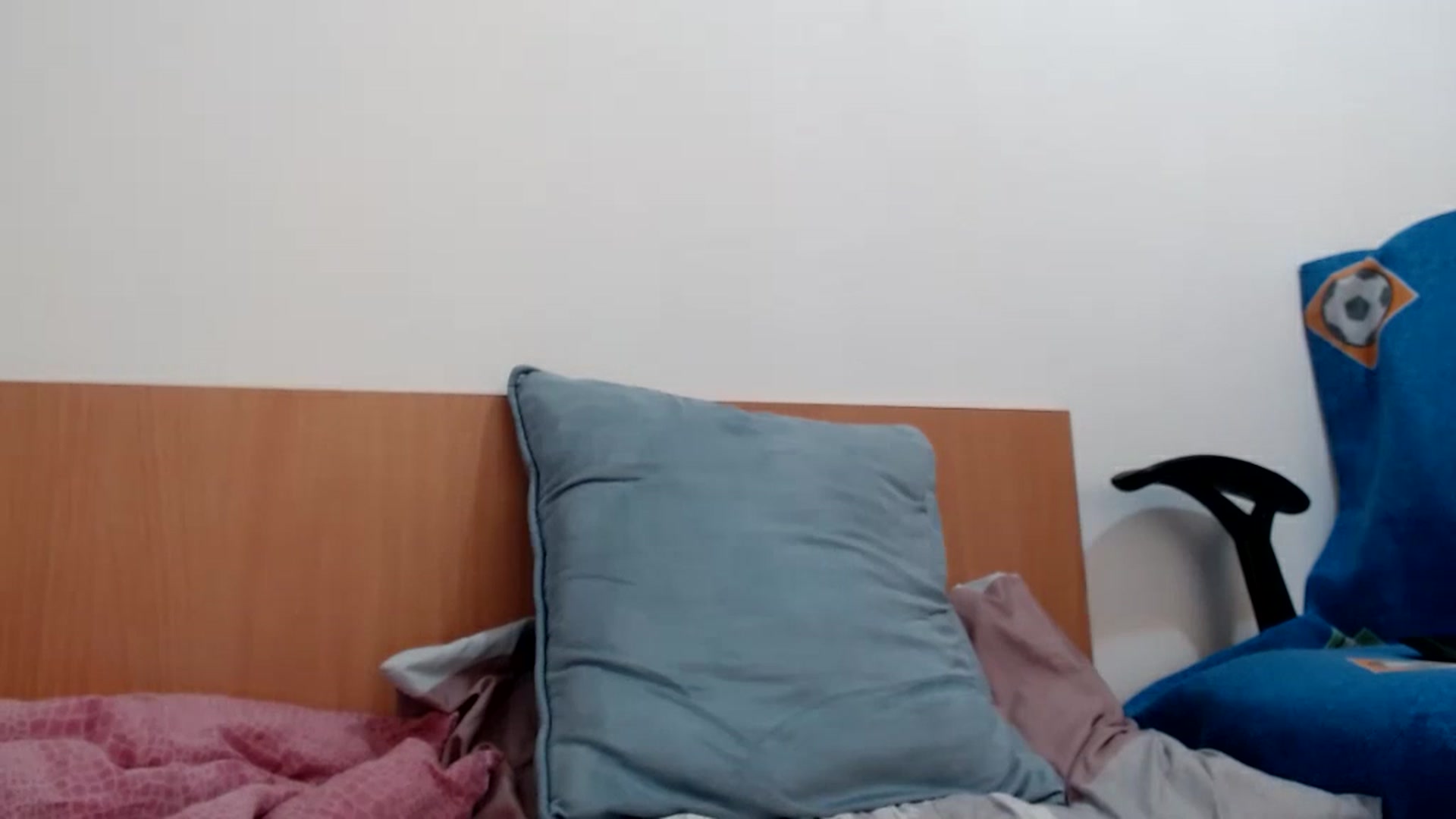 Gallery image thumbnail from Aliceblack24's myfreecams stream on, 11/20/2023, 13:59 image 11 of 20