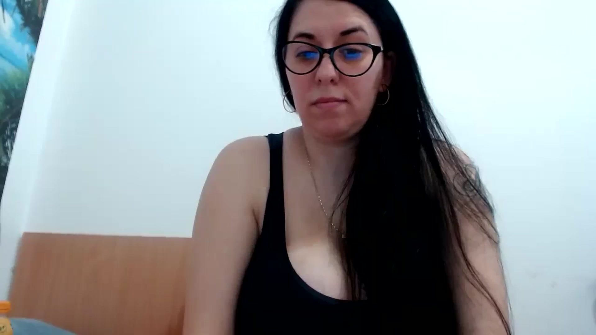 Gallery image thumbnail from Aliceblack24's myfreecams stream on, 03/04/2024, 10:22 image 19 of 20