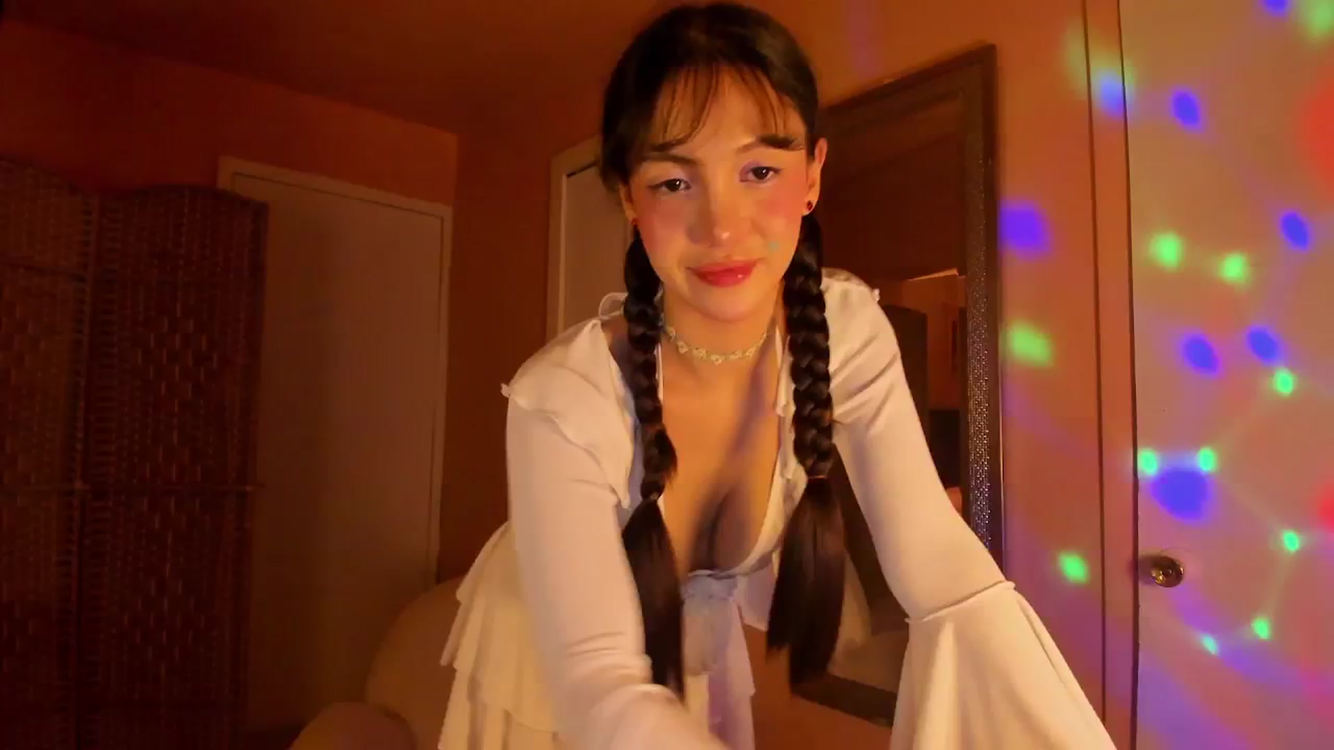 Gallery image thumbnail from Alicee199's myfreecams stream on, 11/28/2025, 07:47 image 6 of 20