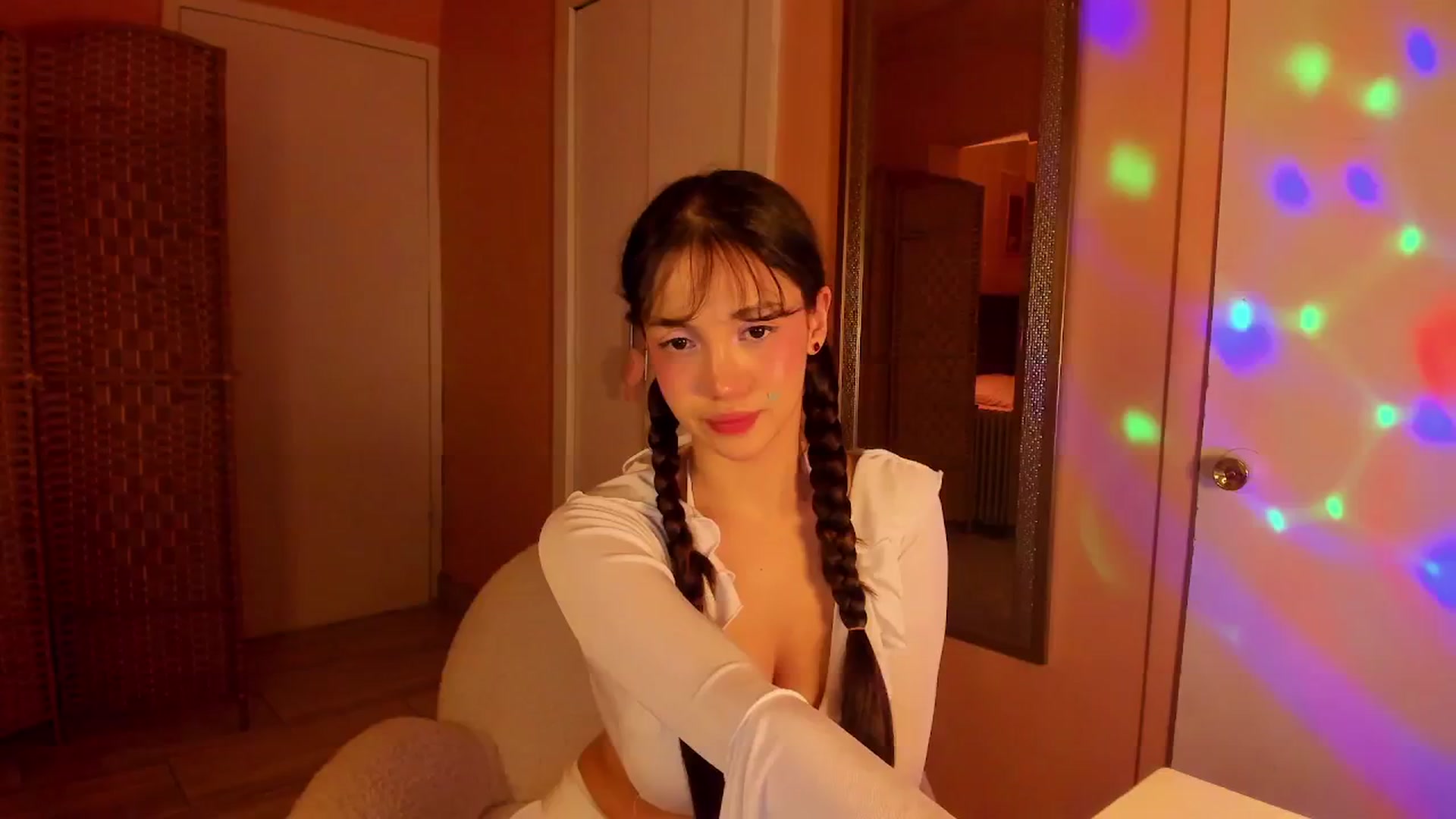 Gallery image thumbnail from Alicee199's myfreecams stream on, 11/28/2025, 09:16 image 2 of 20