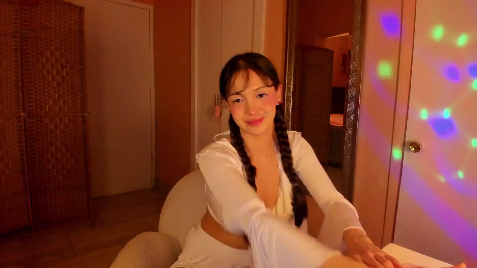 Gallery image thumbnail from Alicee199's myfreecams stream on, 11/28/2025, 09:16 image 18 of 20