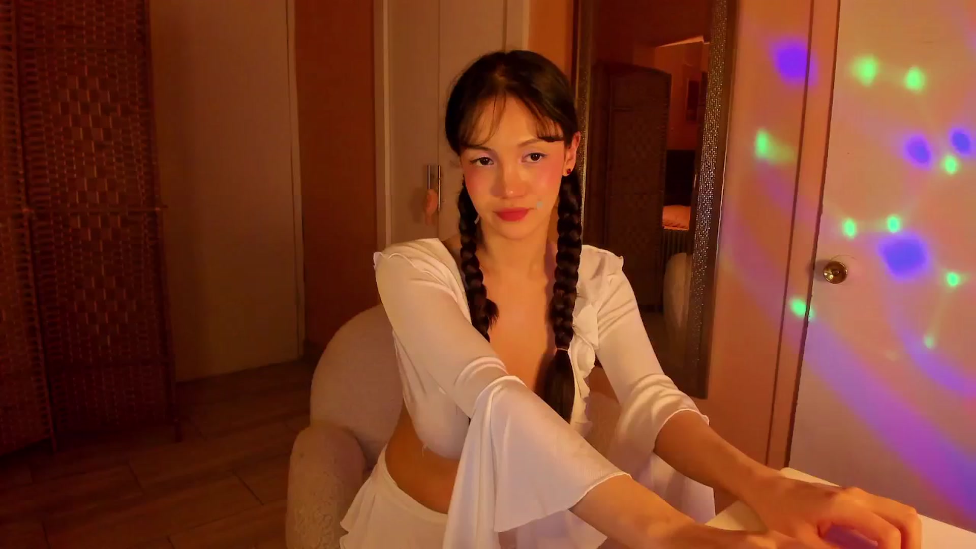 Gallery image thumbnail from Alicee199's myfreecams stream on, 11/28/2025, 10:23 image 16 of 20