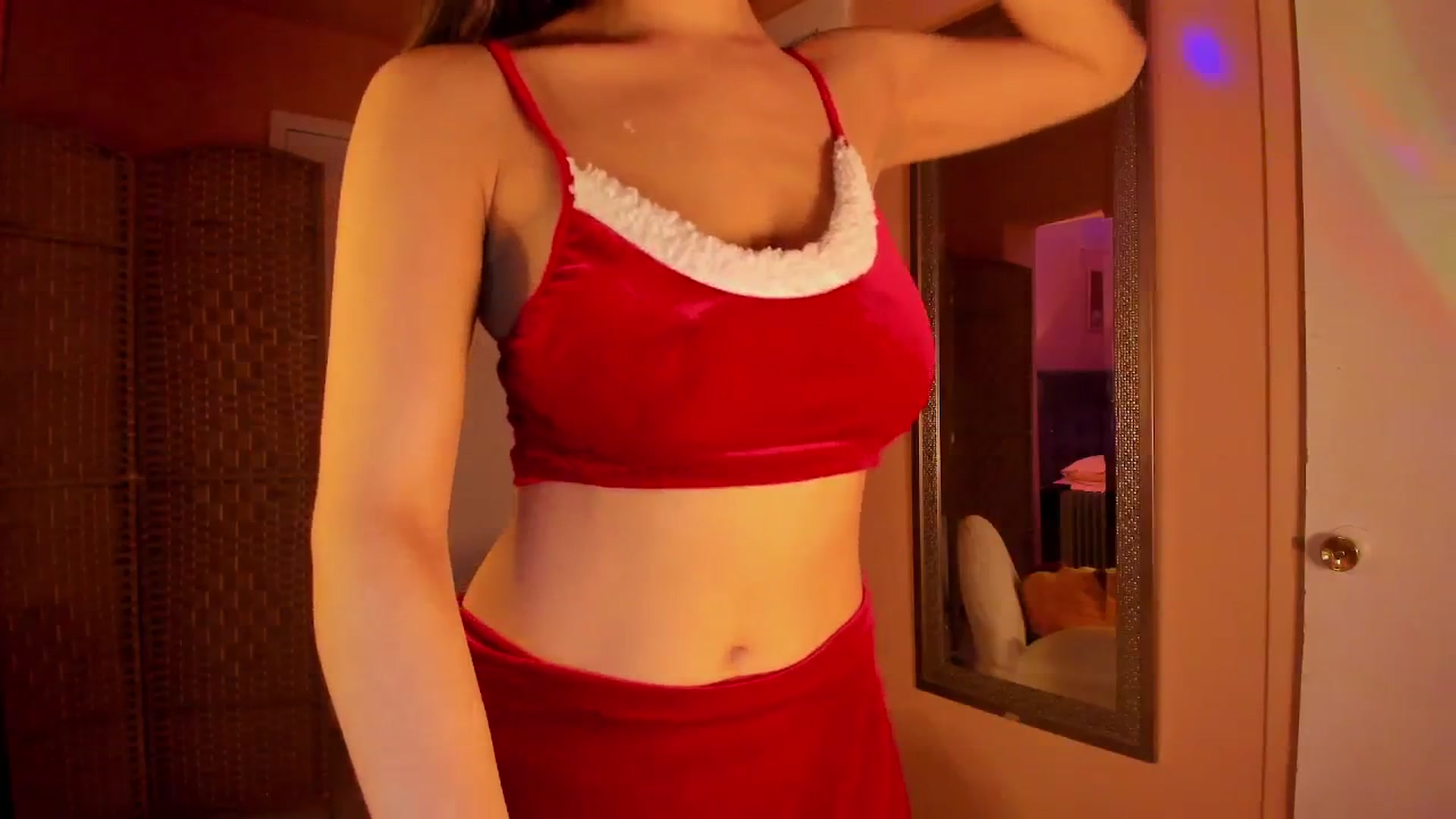 Gallery image thumbnail from Alicee199's myfreecams stream on, 12/02/2025, 09:47 image 10 of 20