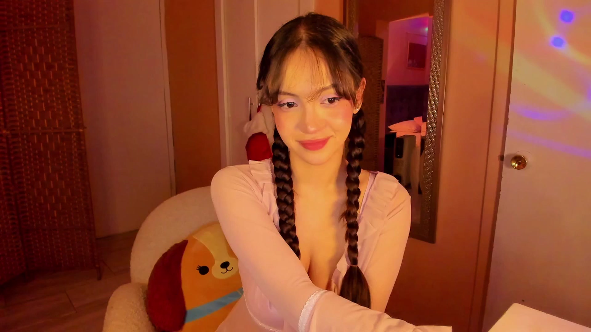 Gallery image thumbnail from Alicee199's myfreecams stream on, 12/17/2025, 07:42 image 20 of 20