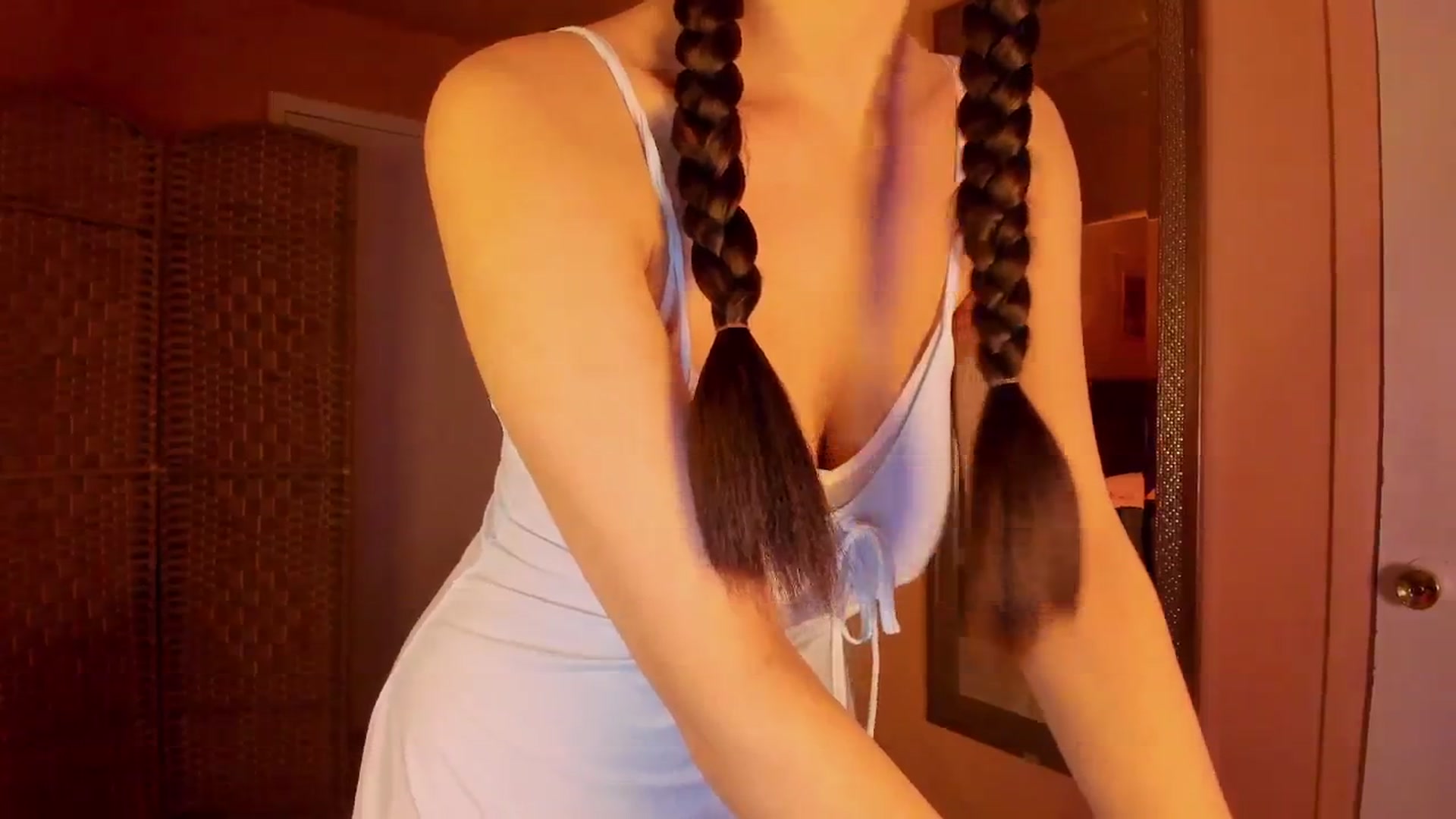 Gallery image thumbnail from Alicee199's myfreecams stream on, 12/18/2025, 09:17 image 10 of 20