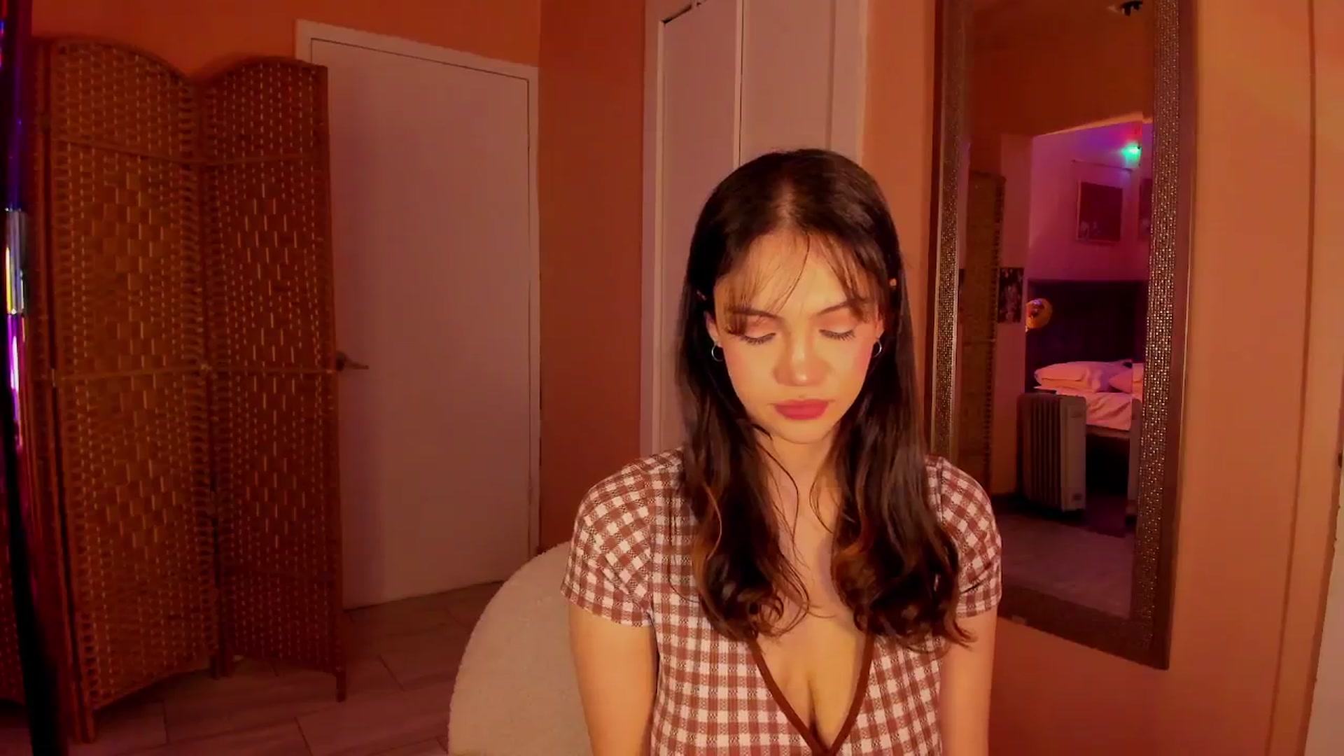 Gallery image thumbnail from Alicee199's myfreecams stream on, 01/21/2026, 10:11 image 2 of 20